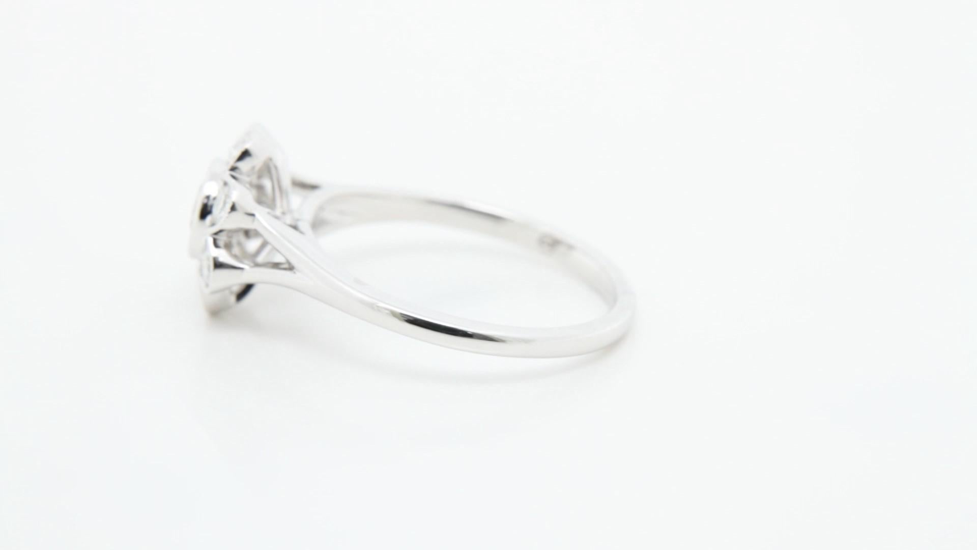 0,75 Karat geblümter Diamant RIng (Rundschliff) im Angebot