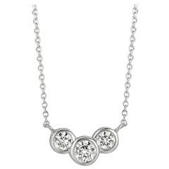 Collier à 3 pierres en or blanc 14 carats avec diamants naturels de 0,75 carat et lunette G SI