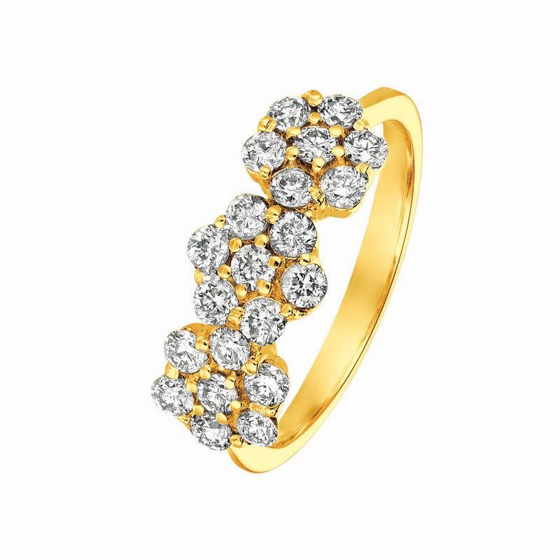 For Sale:  0.75 Carat Natural Diamond 3 Flowers Ring G SI 14 Karat Yellow Gold 4