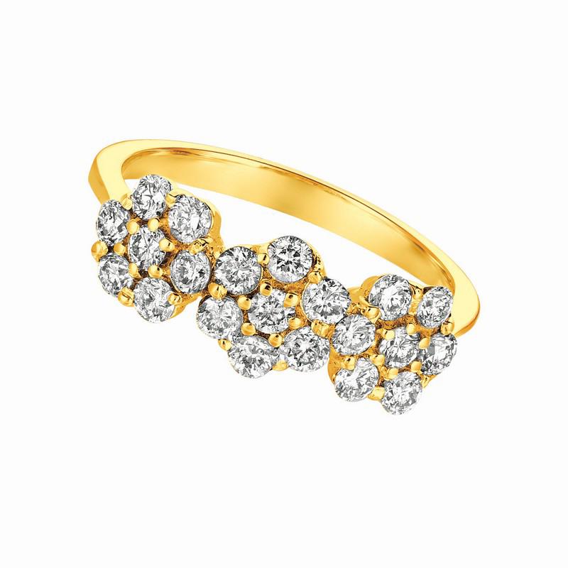 Contemporary 0.75 Carat Natural Diamond 3 Flowers Ring G SI 14 Karat Yellow Gold For Sale