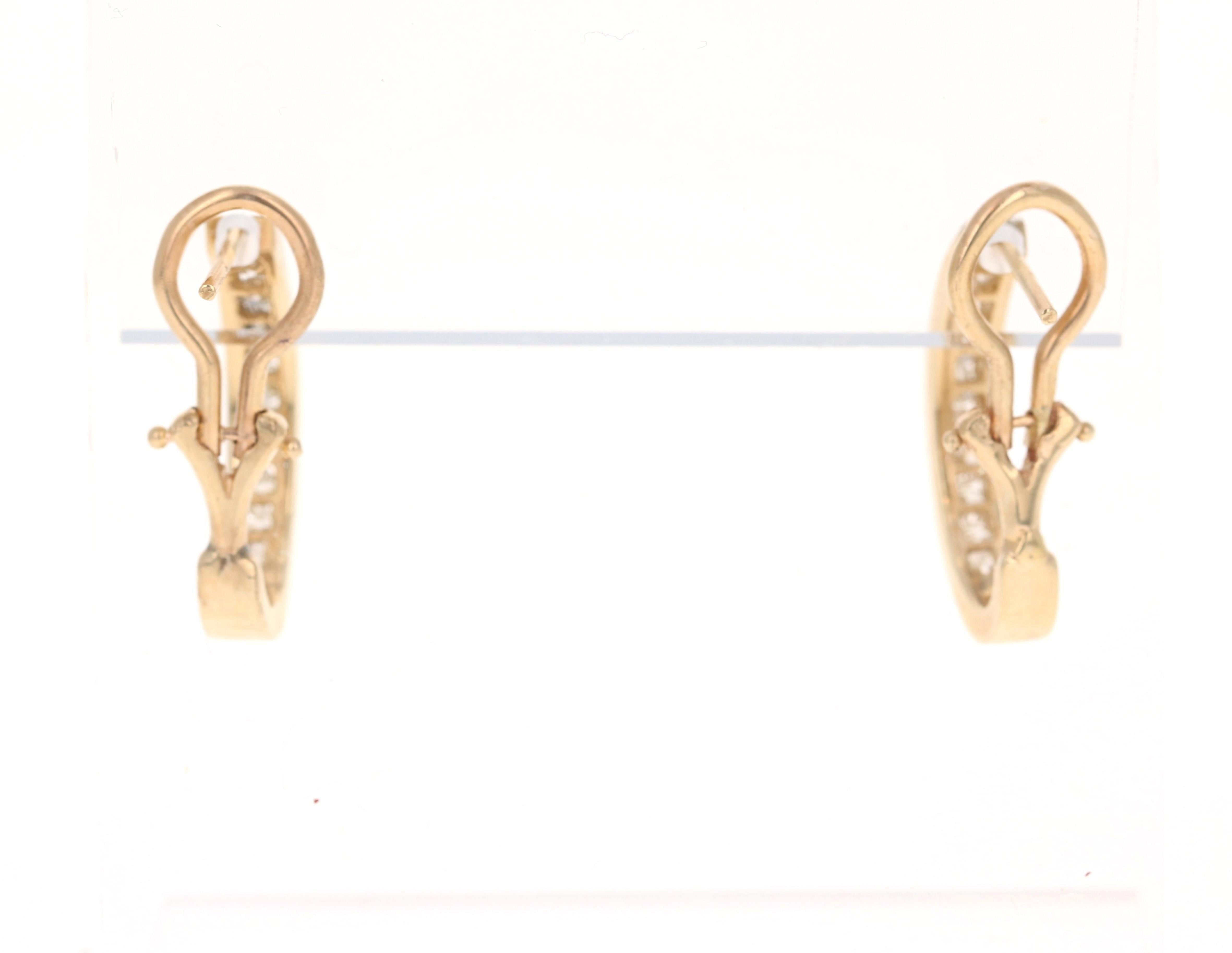 Taille ronde Boucles d'oreilles en or jaune 14 carats serties de diamants naturels de 0,75 carat en vente