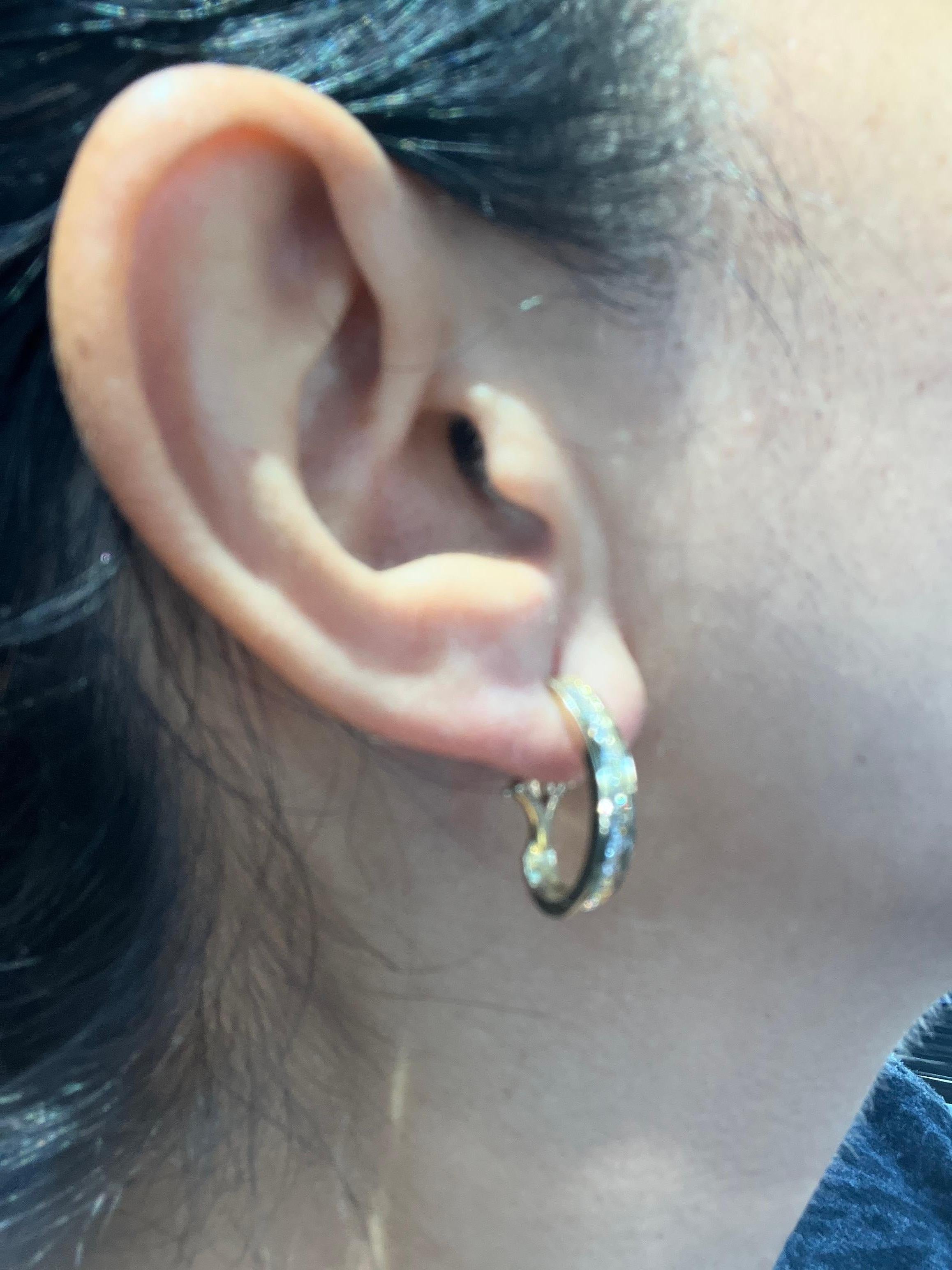 Boucles d'oreilles en or jaune 14 carats serties de diamants naturels de 0,75 carat Pour femmes en vente