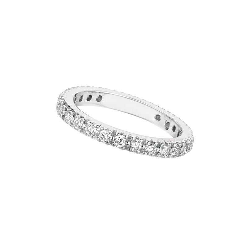 Contemporary 0.75 Carat Natural Diamond Eternity Ring Band G SI 14 Karat White Gold For Sale