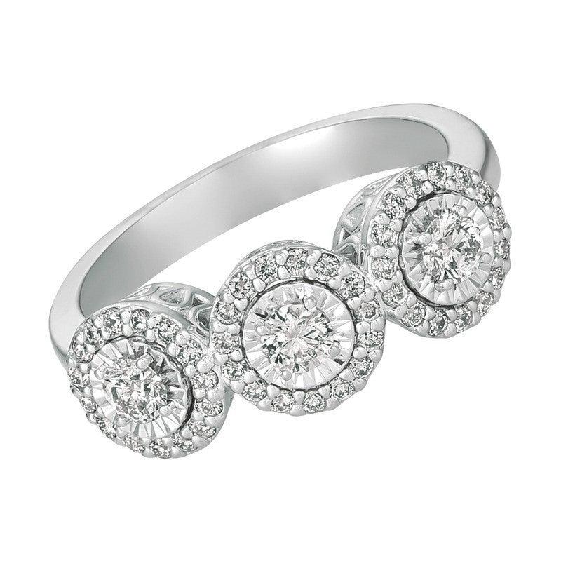 For Sale:  0.75 Carat Natural Diamond Ring G-H SI Set in 14 Karat White Gold 3
