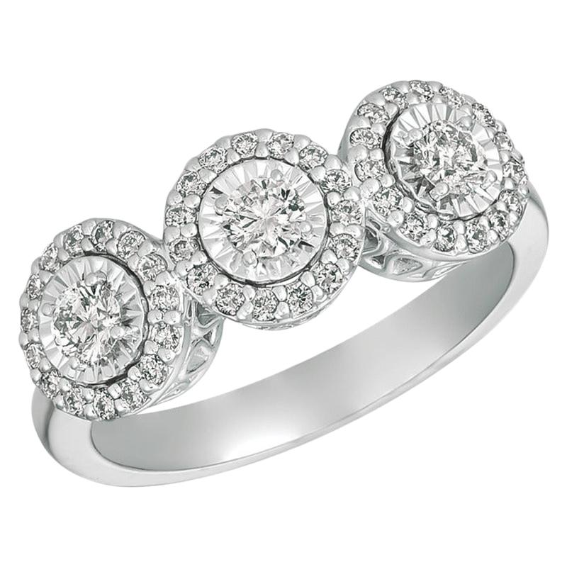 0.75 Carat Natural Diamond Ring G-H SI Set in 14 Karat White Gold For Sale