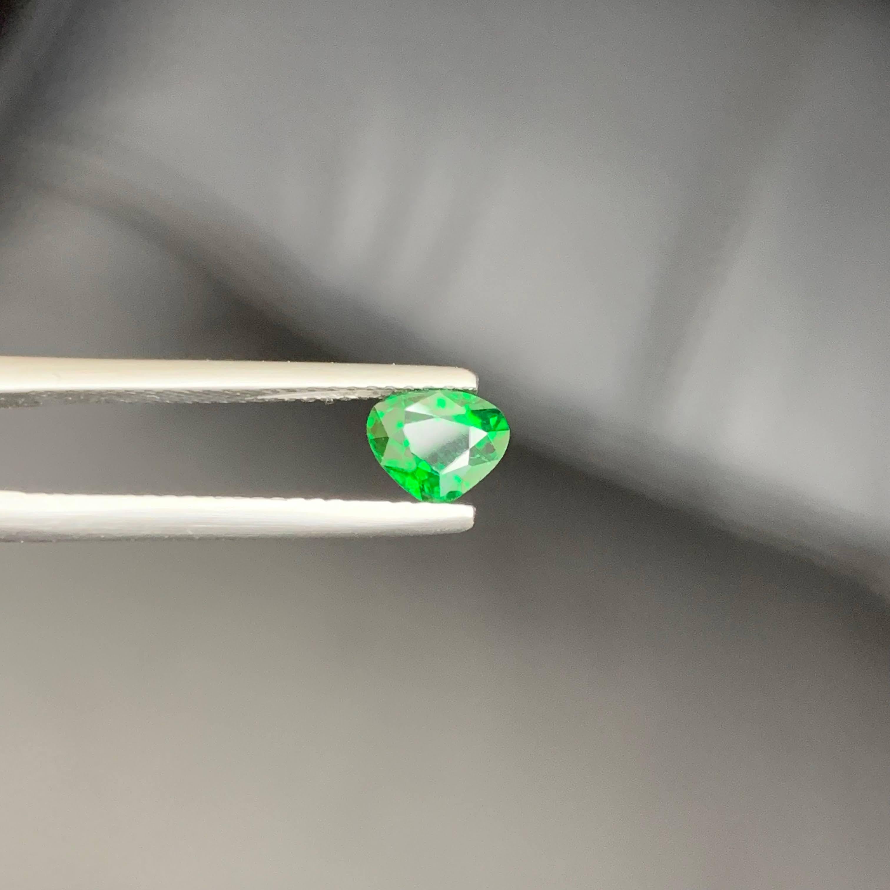 Femenino o masculino 0,75 Quilates Natural Turmalina Cromada Suelta Talla Corazón Gema Africana en venta