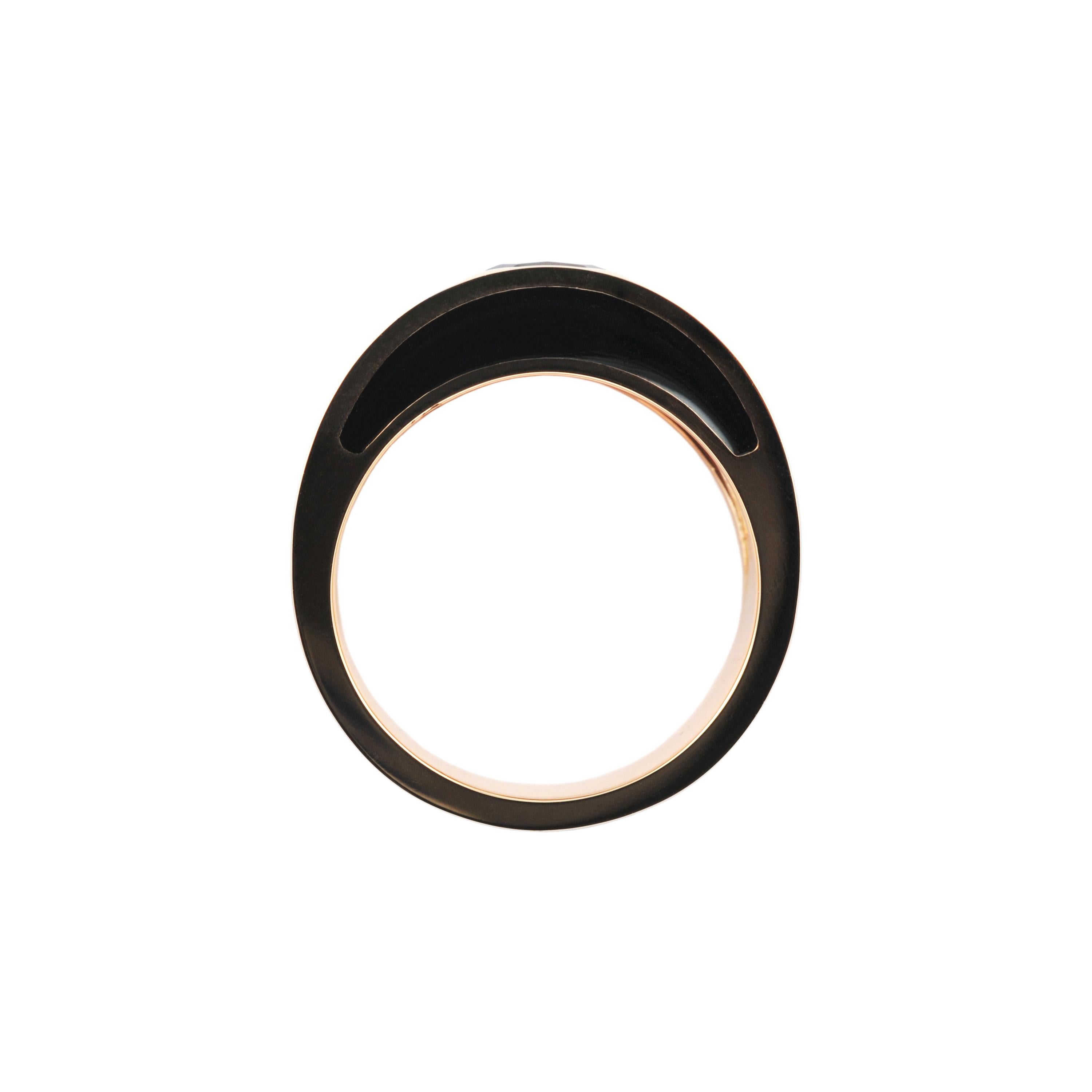 Oval Cut 0.75 Carat Oval Shaped Citrine Madena 18 Karat Rose Gold Hafsa Ring For Sale