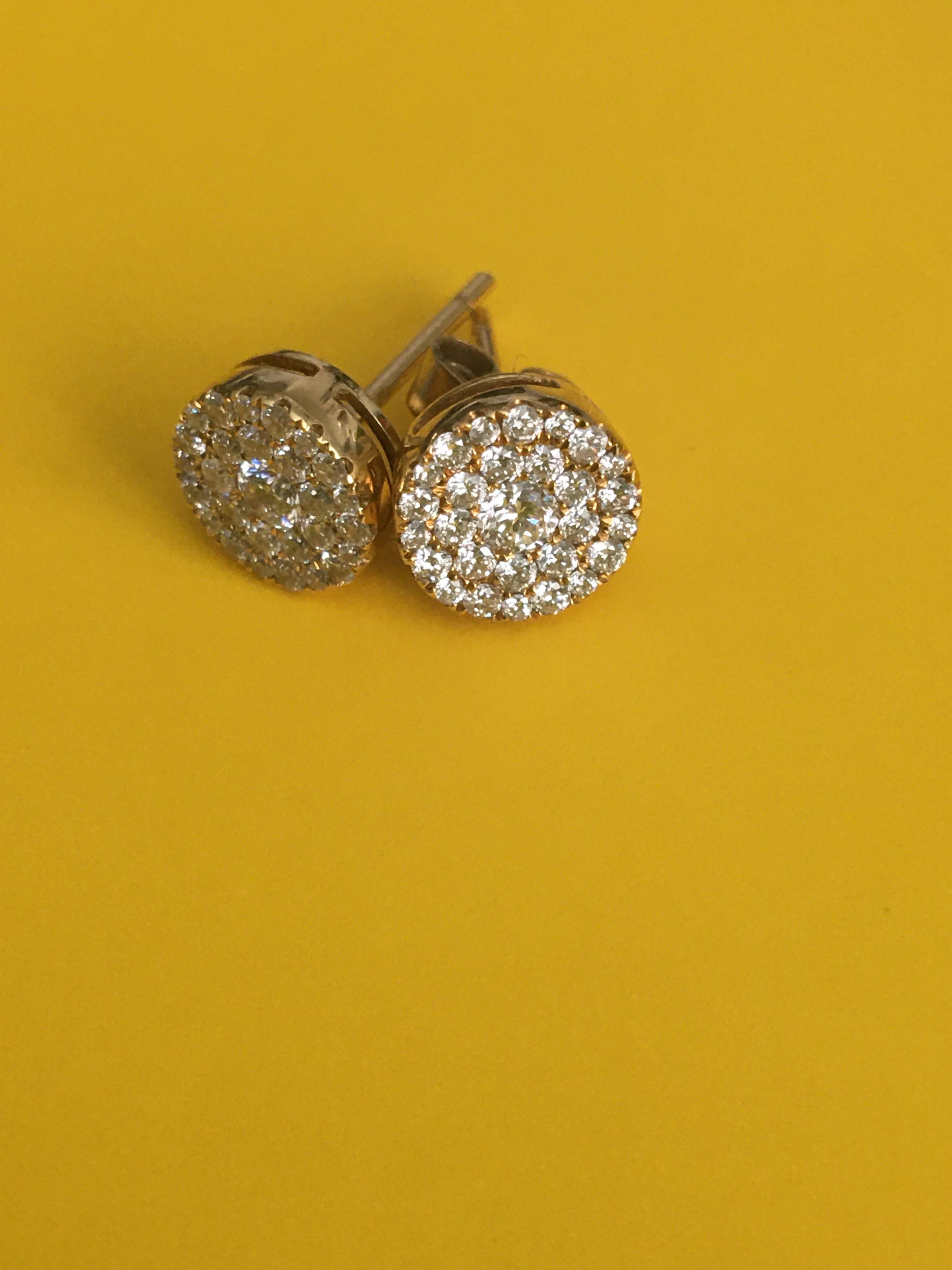 Modern 0.75 Carat Pave Cluster Round White Diamond 18 Karat Yellow Gold Stud Earrings For Sale