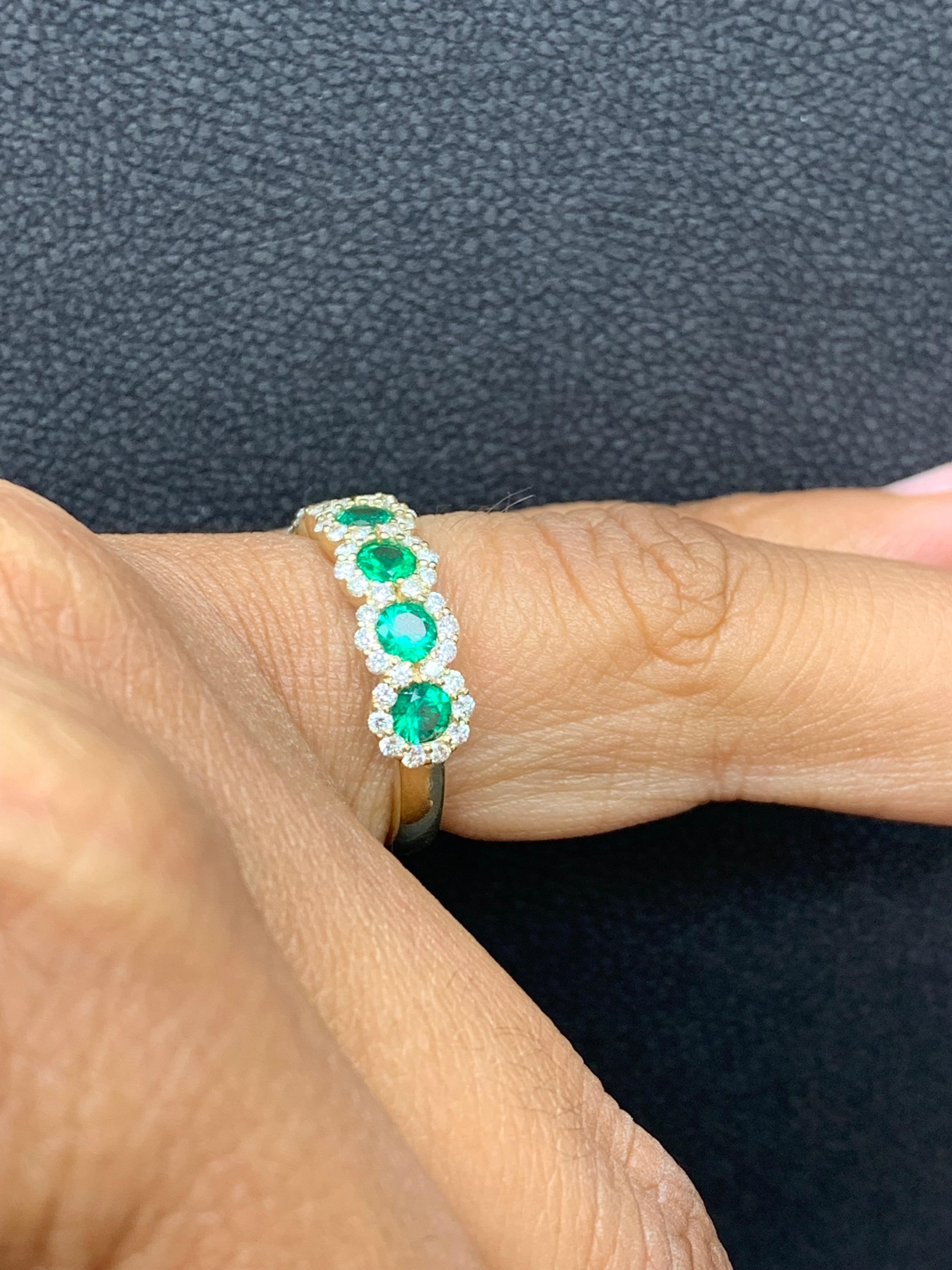 0.75 Carat Round Cut Emerald and Diamond Halfway Wedding Band in 14K Yellow Gold For Sale 2