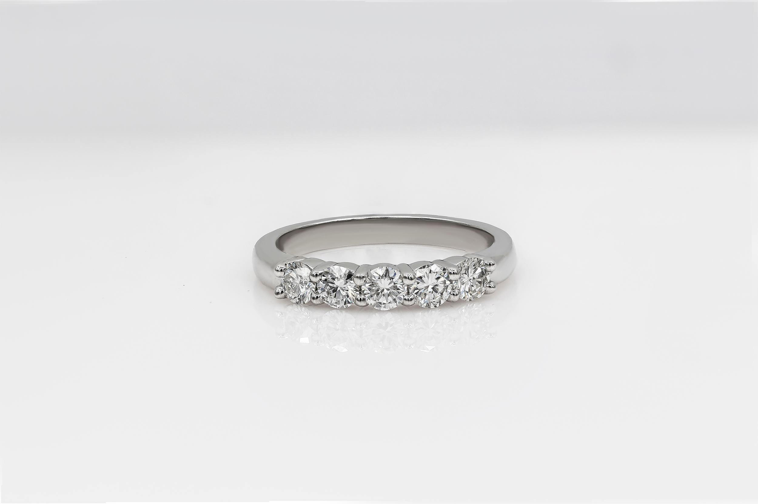 Contemporary Roman Malakov 0.75 Carat Round Diamond Five-Stone Wedding Band Ring For Sale