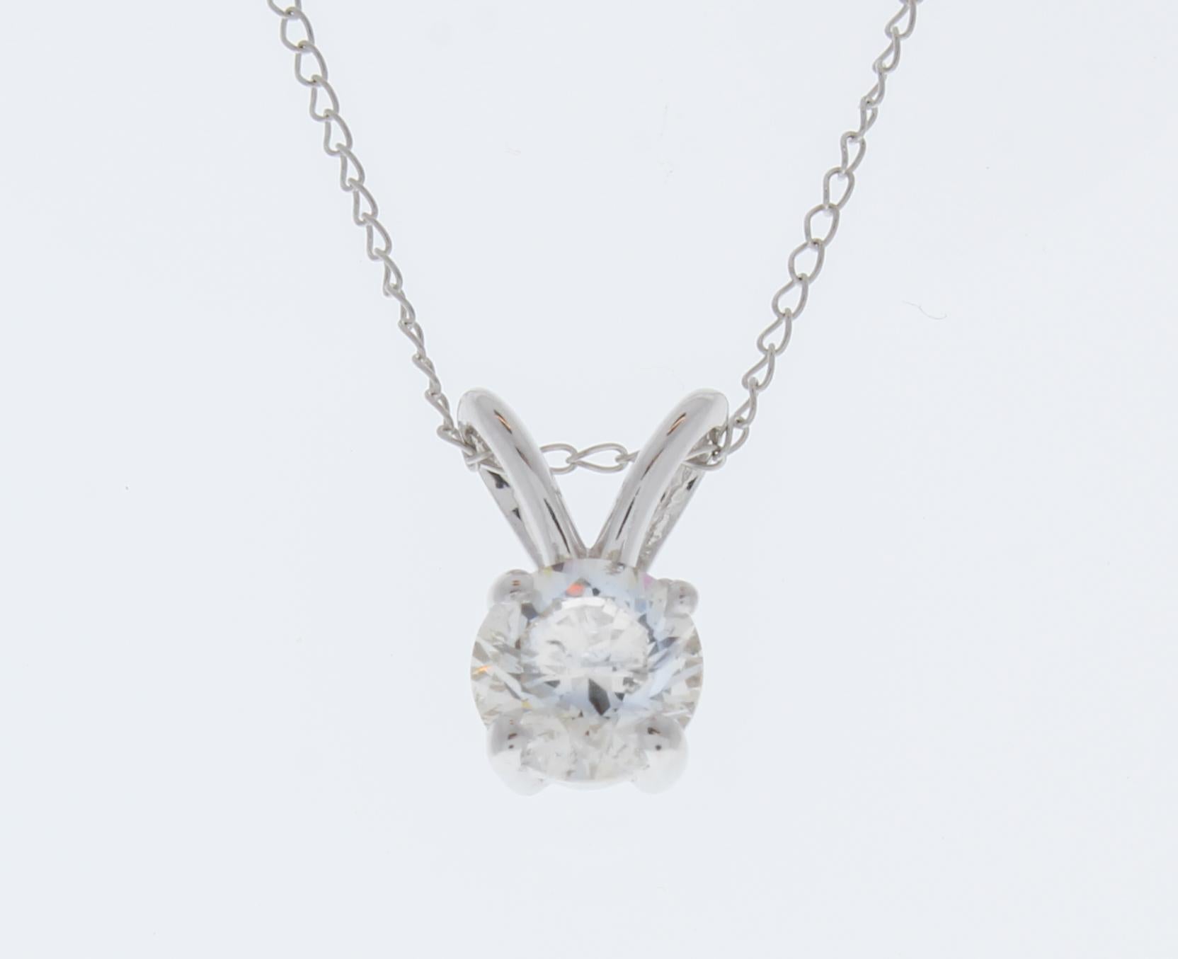 Taille ronde Pendentif solitaire en diamant rond de 0,75 carat  Or blanc 14K  Classic & Elegance en vente