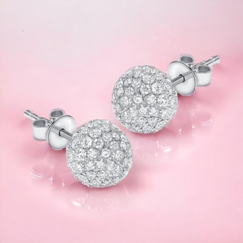 Pendientes redondos Tresor Paris de 0,75 quilates y 6 mm de diamantes en oro blanco de 18 quilates con forma de bola en venta 1