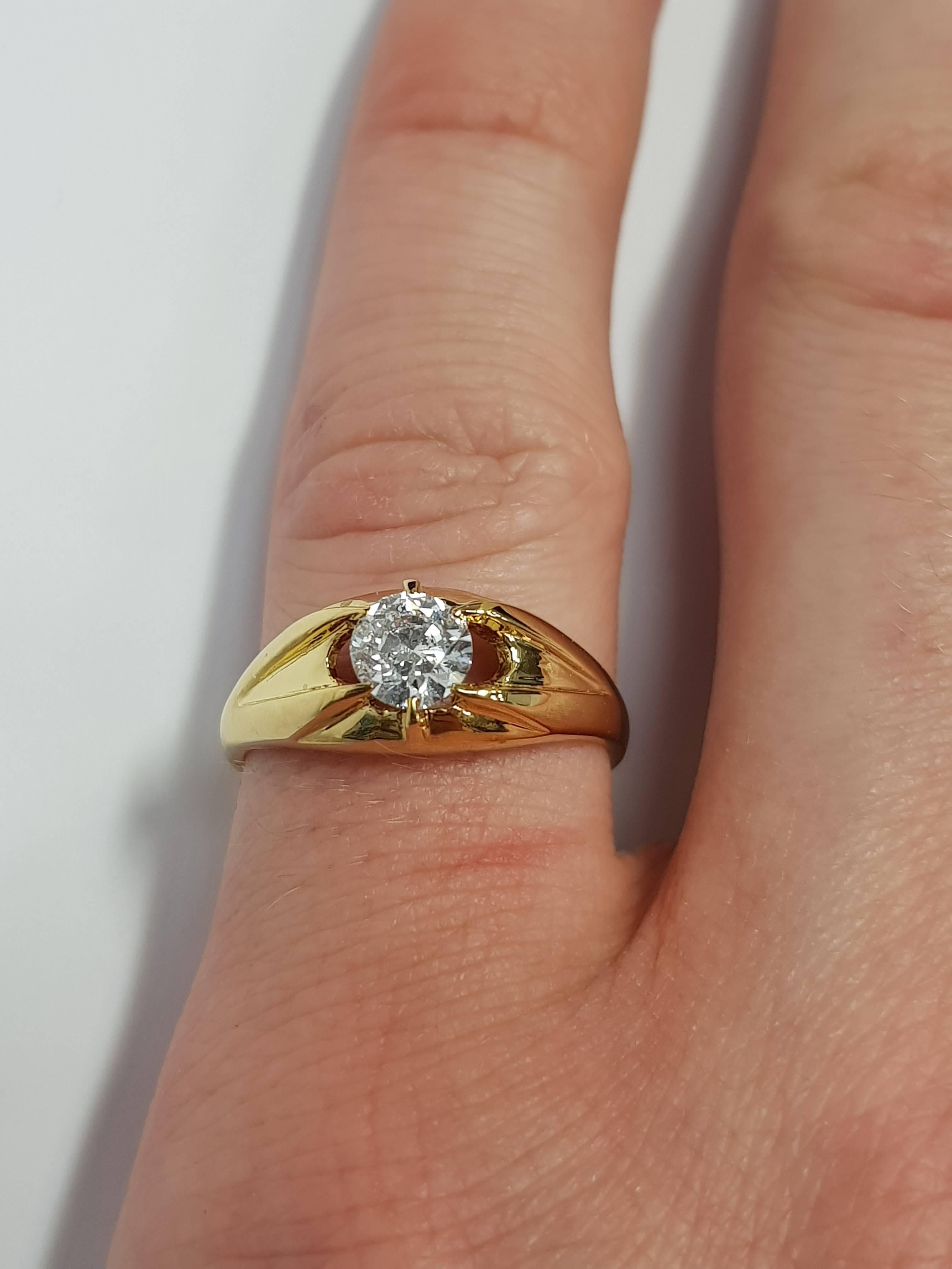 Round brilliant H-SI White Diamond claw set ring in 18 Karat Yellow Gold. This ring has a total Diamond weight of 0.75 Carat, Weighing 4.3 Grams, British Hallmarked by the London Assay Office. Available in other diamond weights. This ring can be