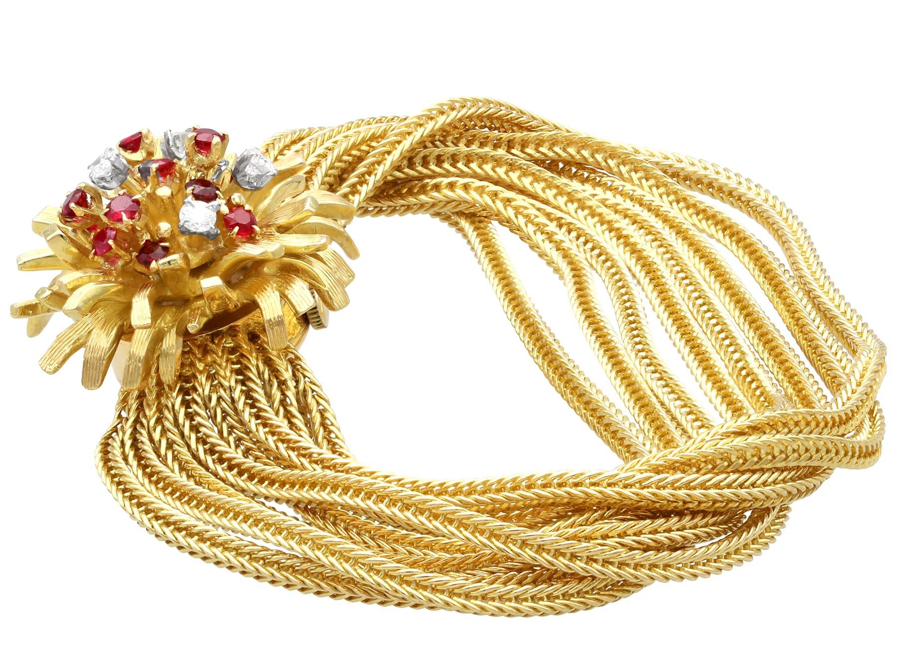 Orologio in oro giallo 18k con rubino da 0,75 carati e diamanti da 0,52 carati - Vintage 1964 in vendita 3