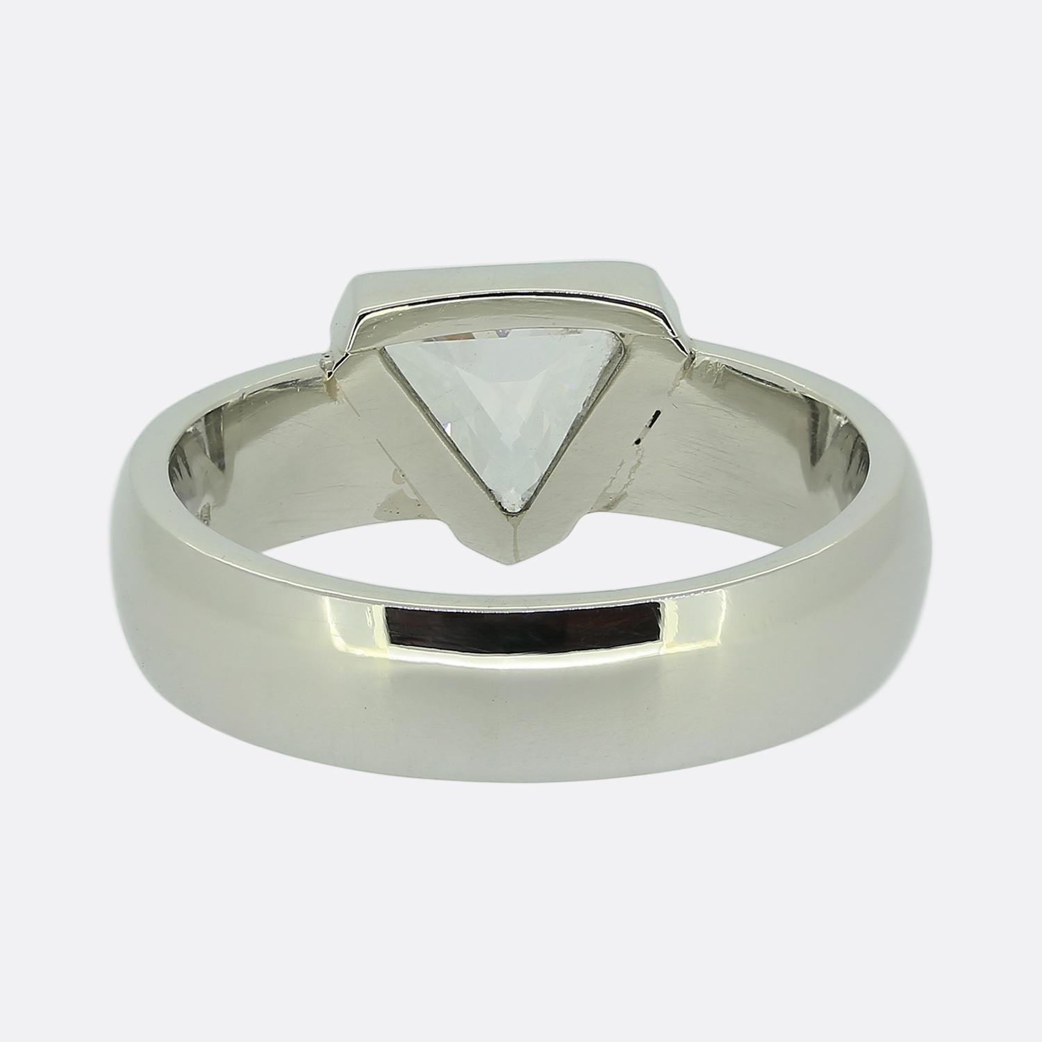 0.75 Karat Schildschliff Diamant Solitär Ring Damen im Angebot