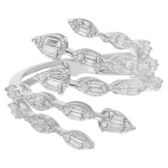 Bague enveloppante en or blanc 14 carats avec diamants ronds baguettes SI/H de 0,75 carat