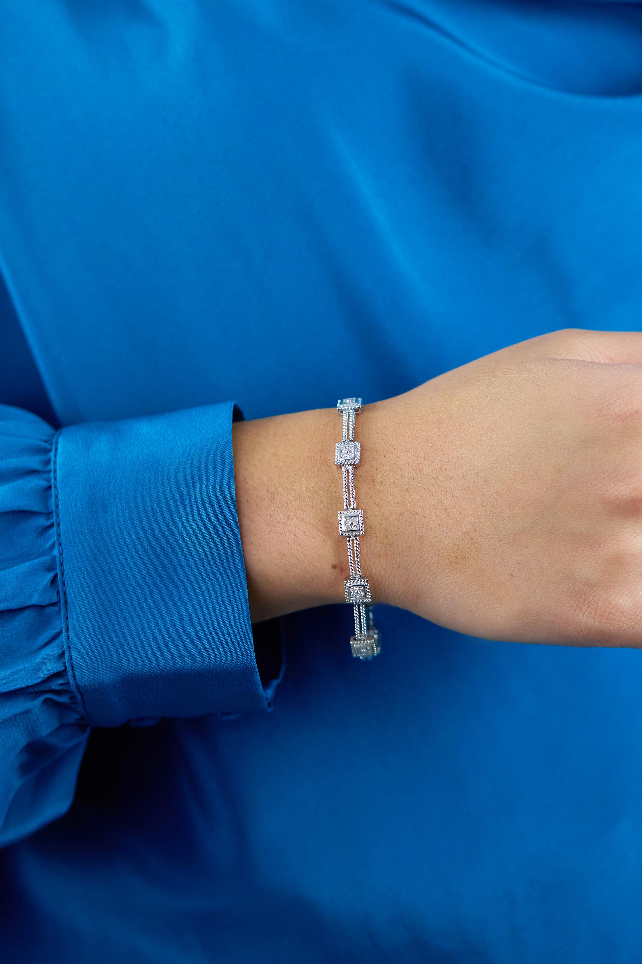 Women's or Men's Roman Malakov 0.75 Carat Round Brilliant Cut Diamond Rope Fashion Bracelet For Sale