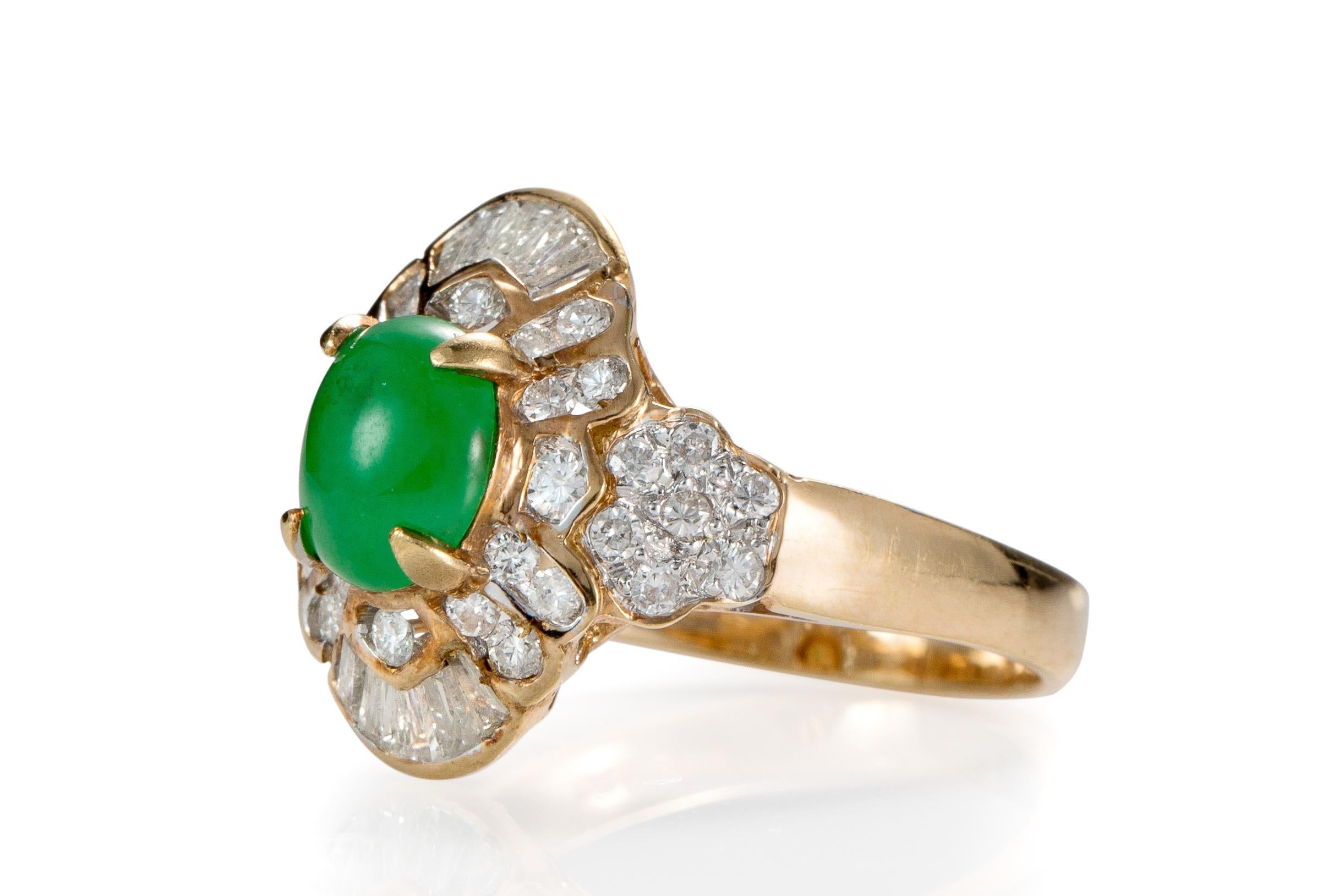 Cabochon 0.75 Carat Total Diamond and Jade Cocktail Ring, 18 Karat Gold For Sale
