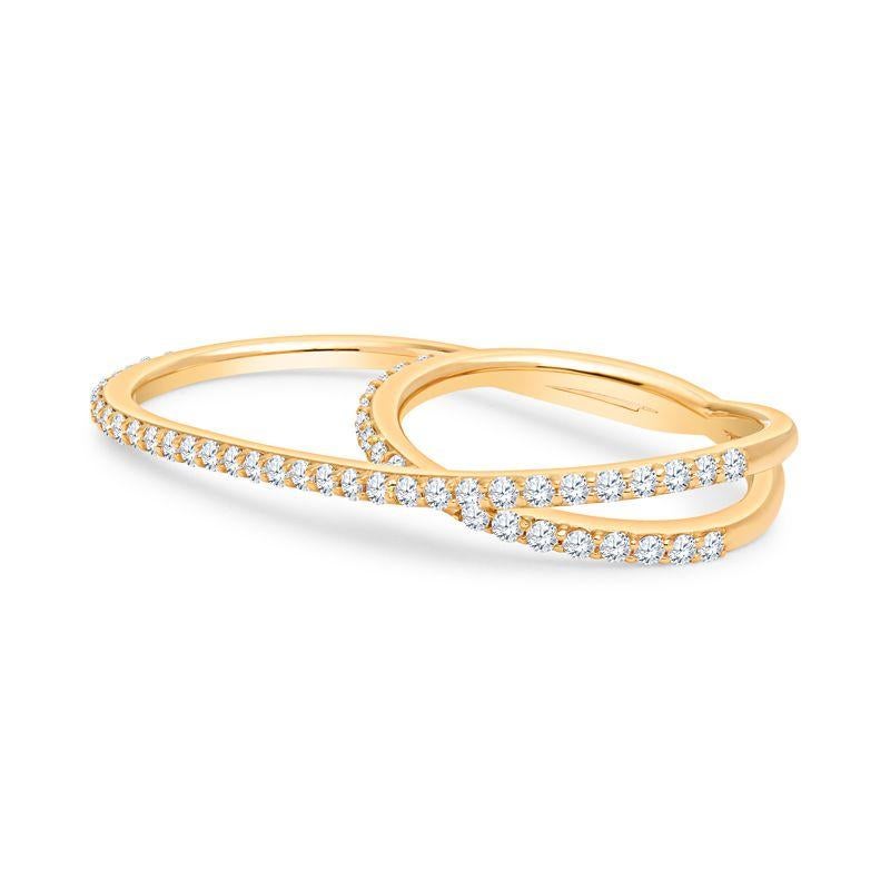 Dieser wunderschöne maßgefertigte Ring für mehrere Finger hat ein Gesamtgewicht von 0,75 Karat an runden, natürlichen Diamanten im Brillantschliff, die in 18 Karat Gelbgold gefasst sind. 

Dieser Ring ist modern, schlank und sehr vielseitig. Sie
