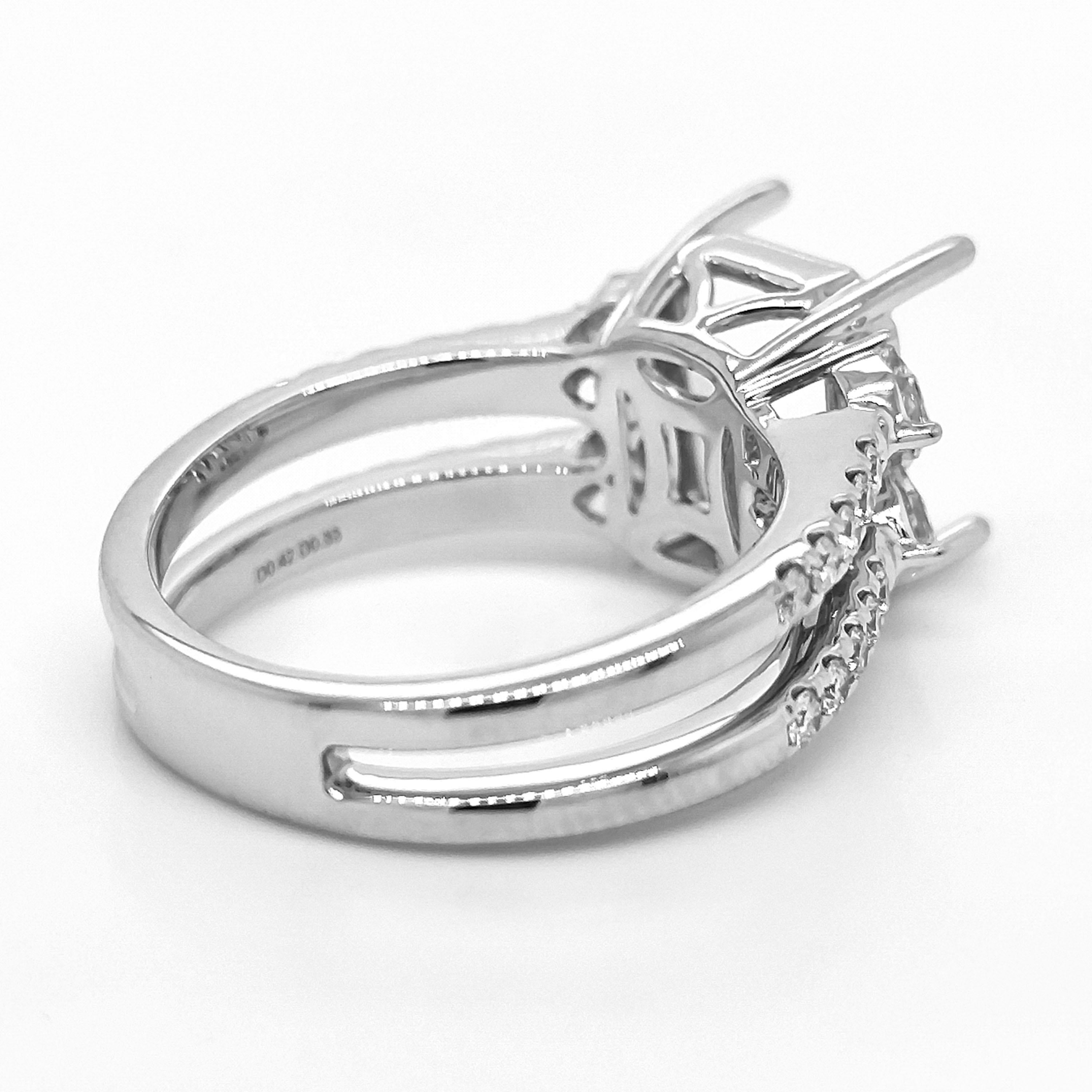 0.75 Carat White Diamond White Gold Ring In New Condition For Sale In New York, NY