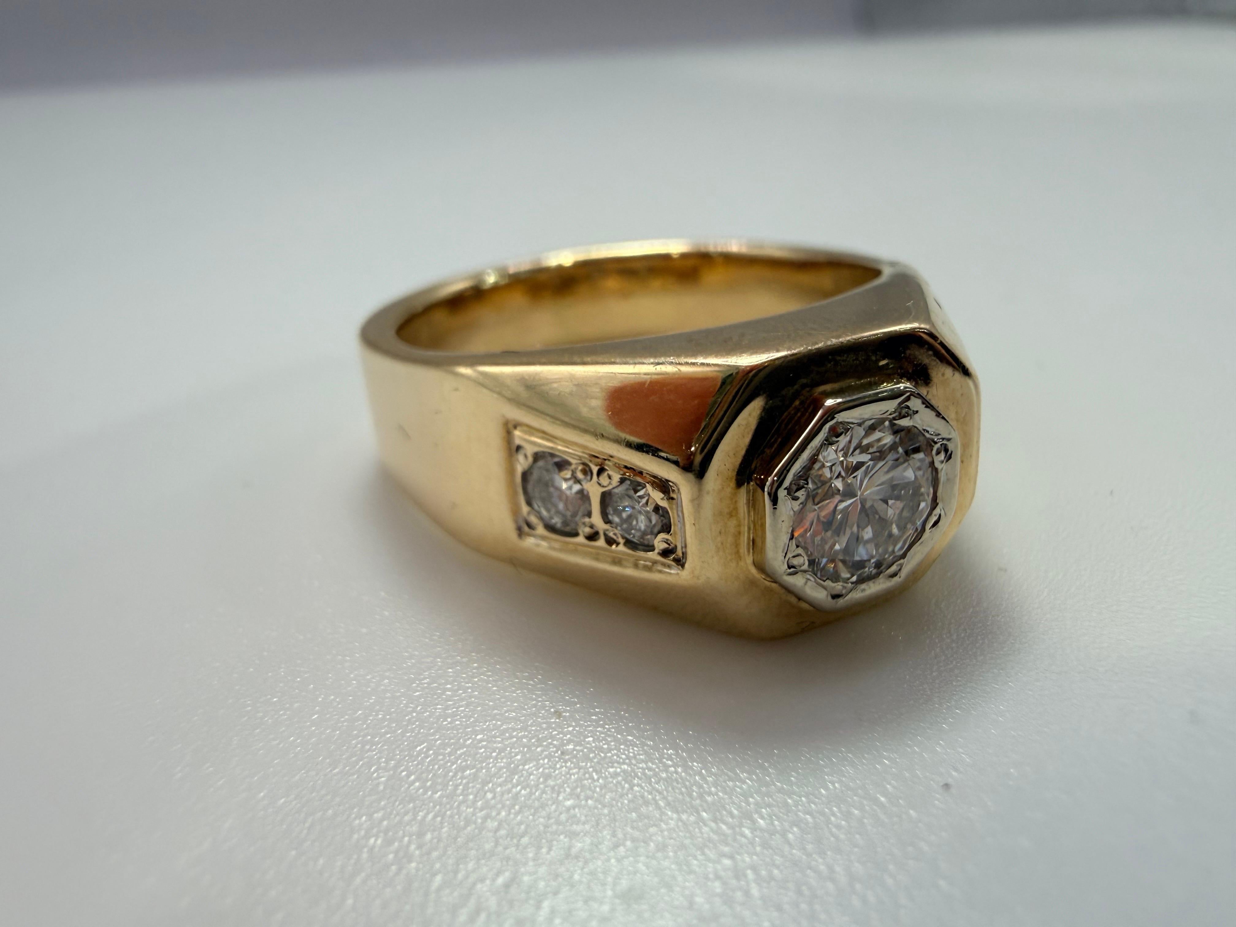 0,75 Karat Herren Diamantring 14KT Gold (Brillantschliff) im Angebot