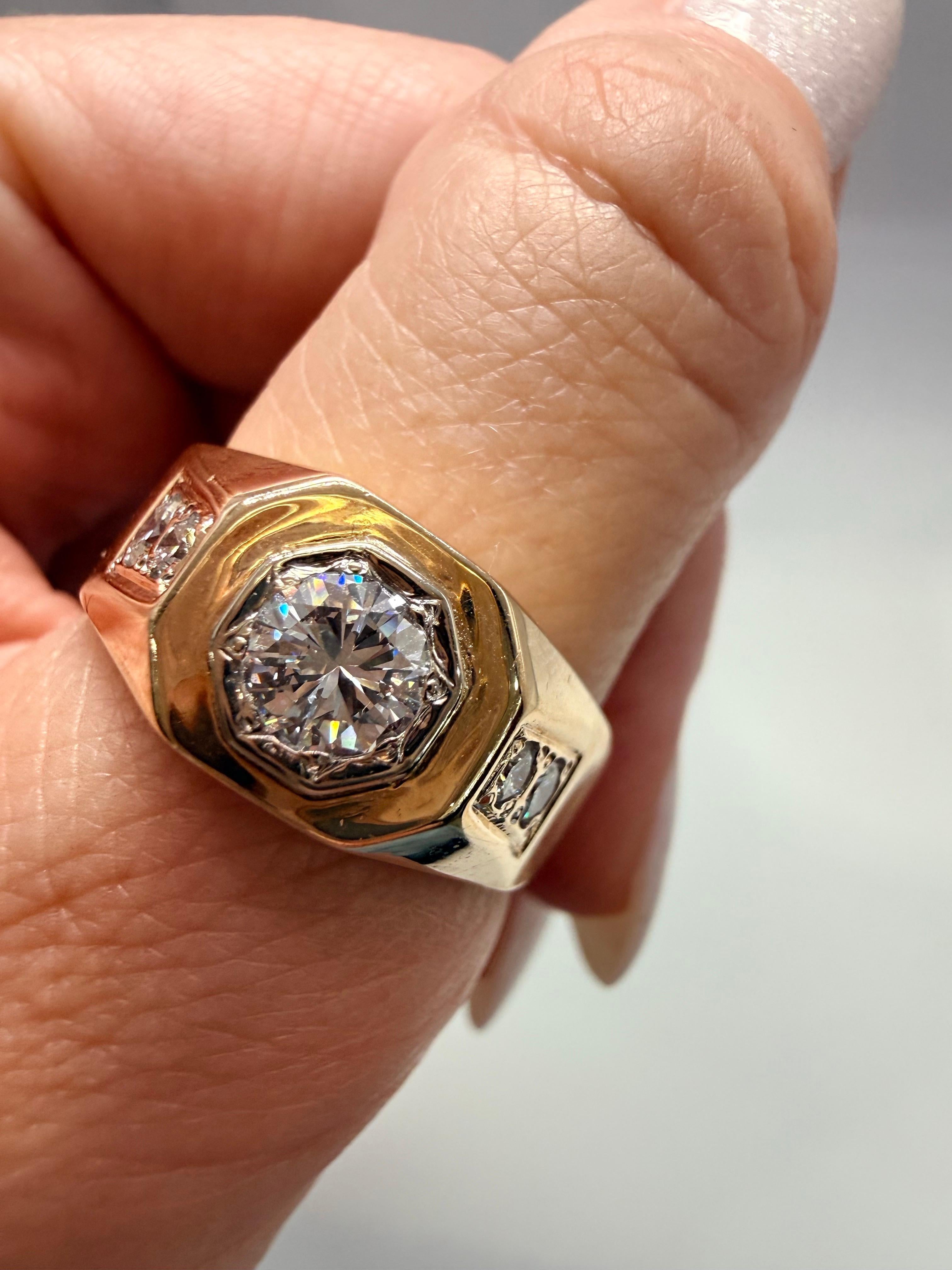 0,75 Karat Herren Diamantring 14KT Gold für Damen oder Herren im Angebot