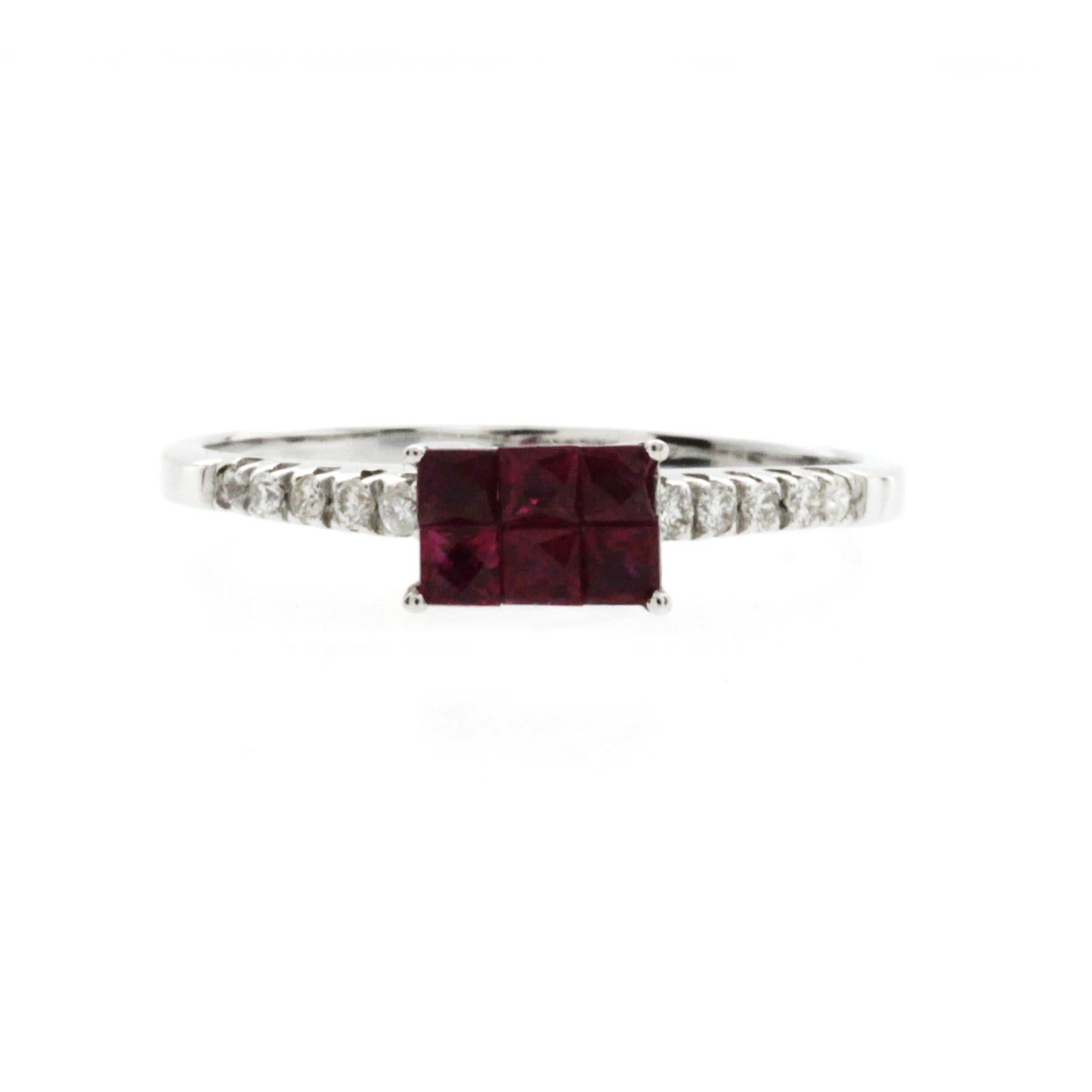 0,75 Karat Rubin und 0,12 Karat Diamanten 18 Karat Weißgold Ehering im Zustand „Hervorragend“ im Angebot in Los Angeles, CA