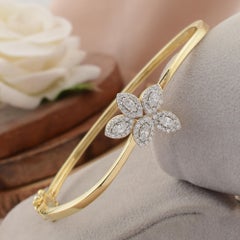 0.75 Ct SI/HI Marquise Round Diamond Flower Bangle Bracelet en or jaune 18 carats
