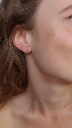 0.75 Ct Yellow Sapphire 18 K Yellow Gold Earrings