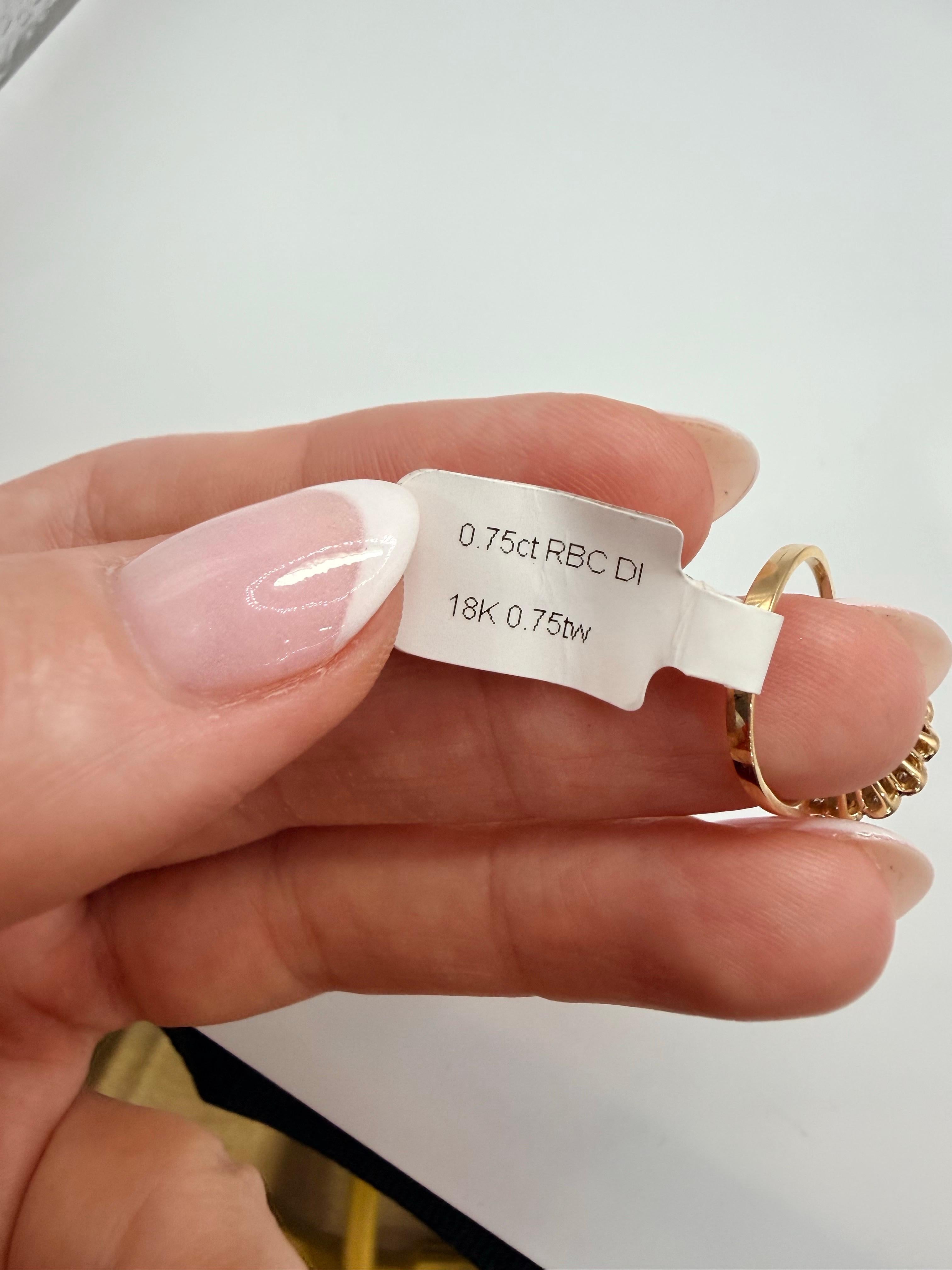 0.75ct Bague florale unique faite à la main or jaune 18KT année inconnue en vente 6