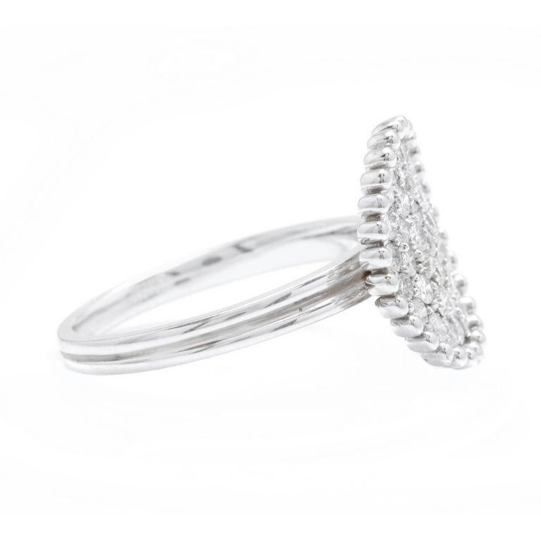 Taille ronde Bague en or blanc massif 14 carats avec diamants naturels de 0,75 carat en vente