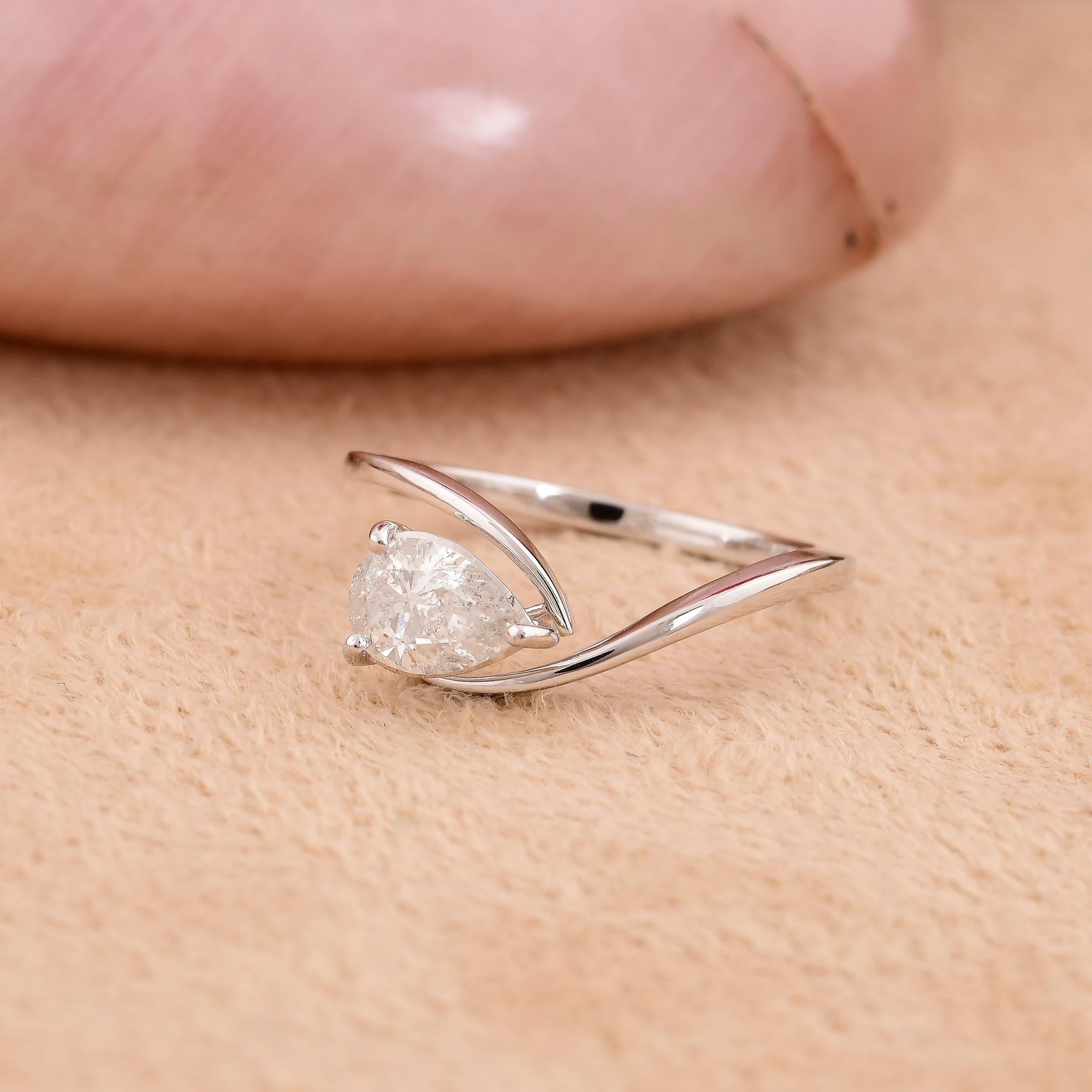 En venta: 0.75Ct Anillo Solitario de Diamante Natural Pera en Oro Blanco de 18k Joyería Artesanal  3