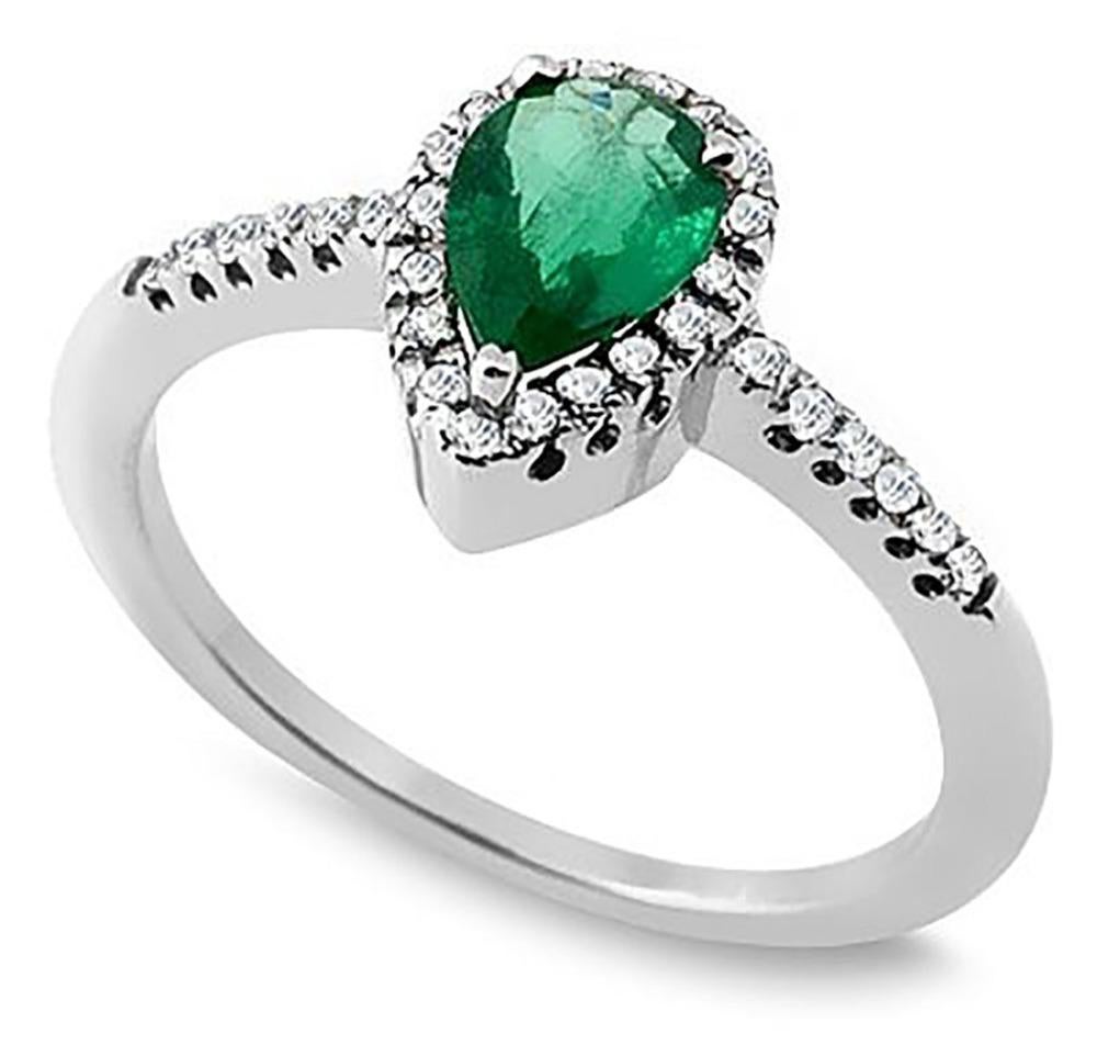For Sale:  0.75ct Pear Shape Emerald & 0.35 ct. tw. Diamond Ring 2