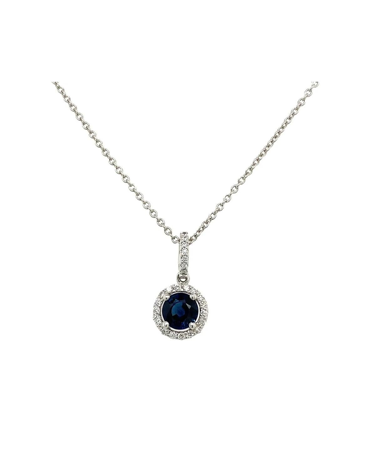 0.75ct Sapphire Surrounded by Diamonds on Chain in 18ct White Gold In New Condition For Sale In London, GB