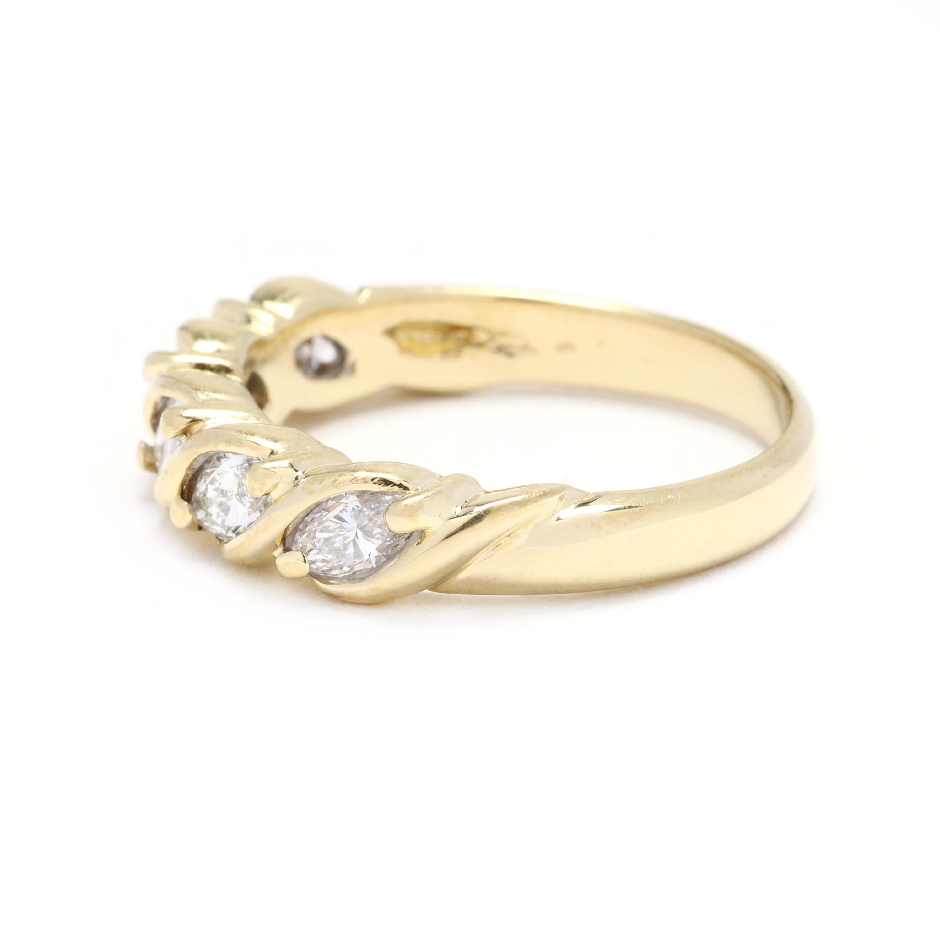 Anello a fascia in oro giallo 18k con diamante da 0,75 carati, misura 6,5, anello impilabile In condizioni buone in vendita a McLeansville, NC