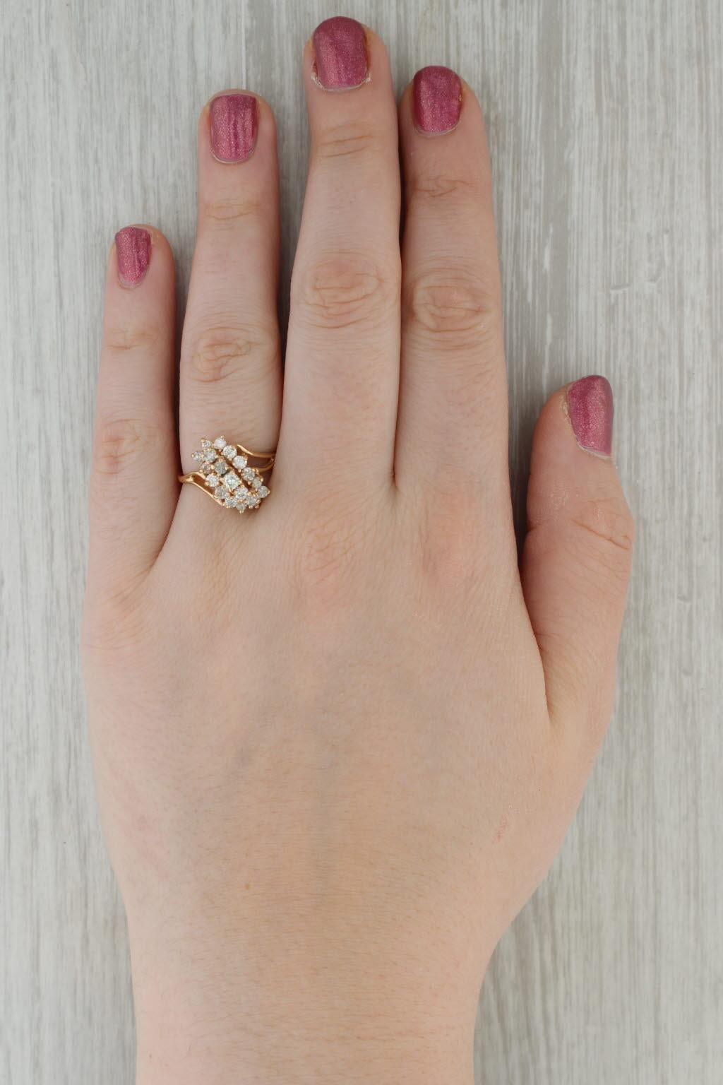 Bague bypass en or jaune 14 carats avec diamants de 0,75 carat poids total, taille 8,5 en vente 4