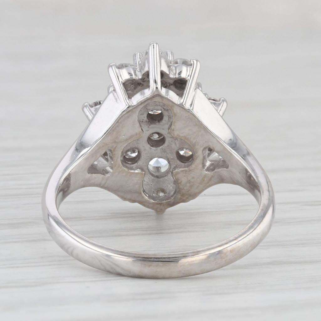0,75 Karat Diamant-Cluster-Ring 14k Weißgold Größe 5,5 (Rundschliff) im Angebot