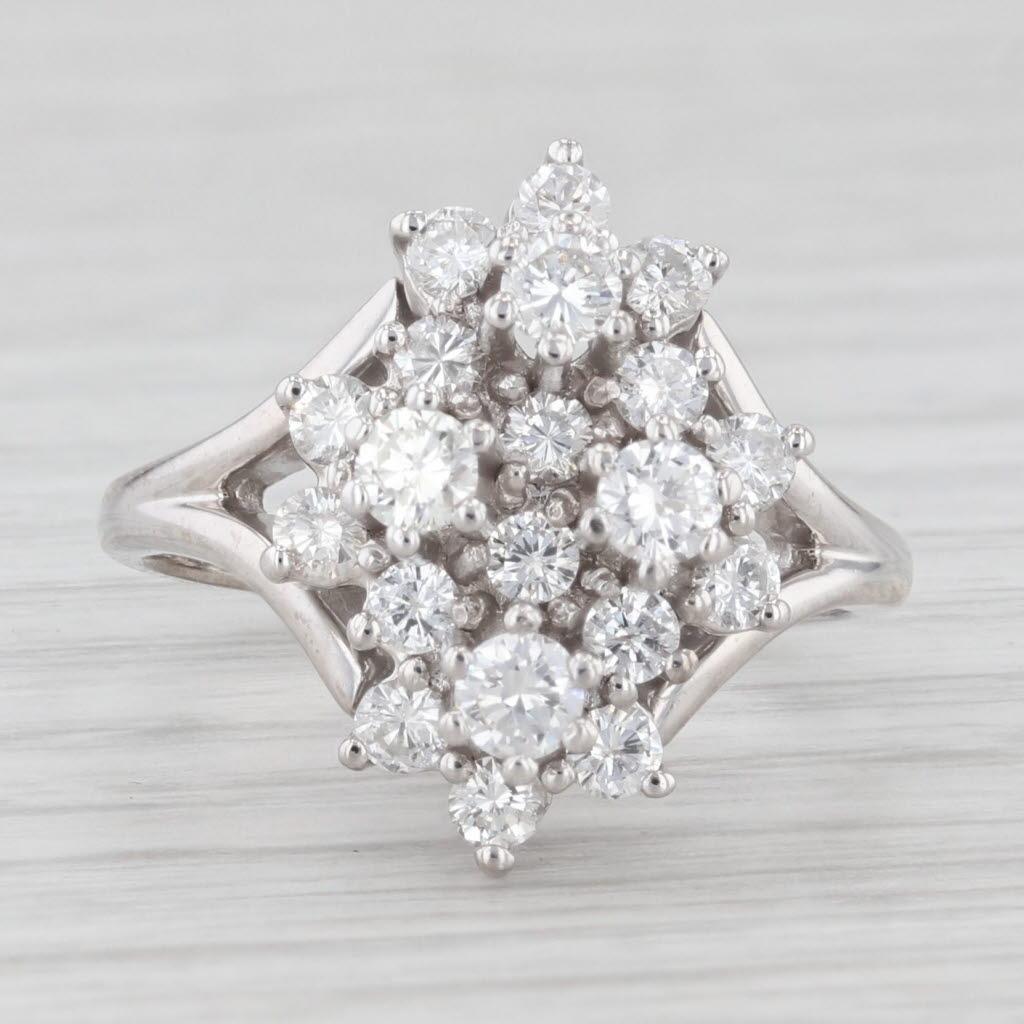 0,75 Karat Diamant-Cluster-Ring 14k Weißgold Größe 5,5 Damen im Angebot