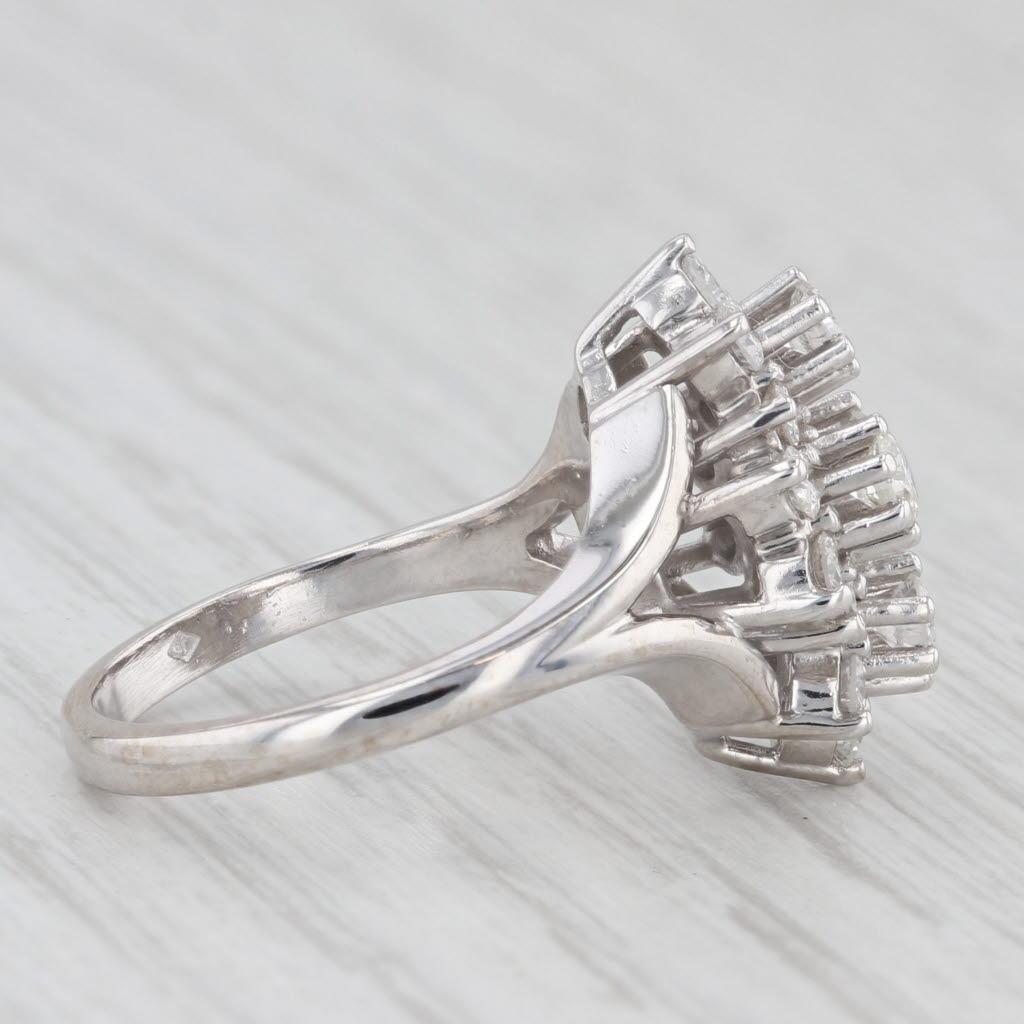 0,75 Karat Diamant-Cluster-Ring 14k Weißgold Größe 5,5 im Angebot 2