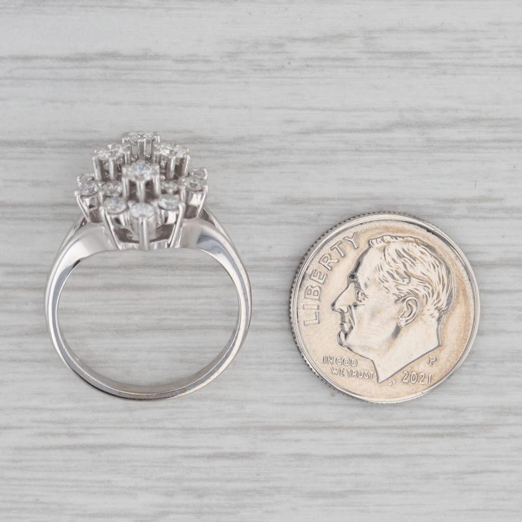 0,75 Karat Diamant-Cluster-Ring 14k Weißgold Größe 5,5 im Angebot 4