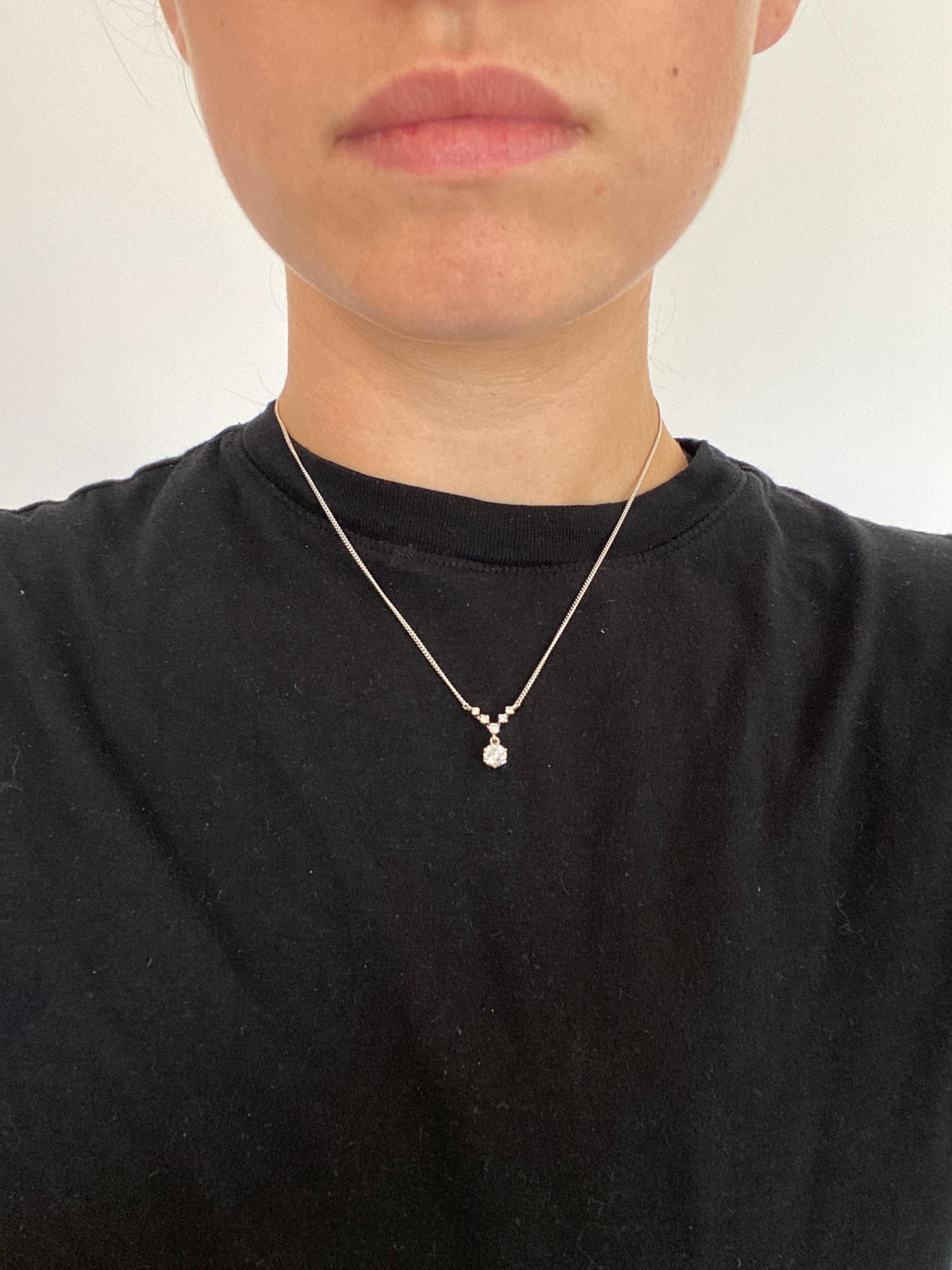 Women's or Men's 0.75ctw Diamond Dangle V Necklace, 14K White Gold, Simple For Sale