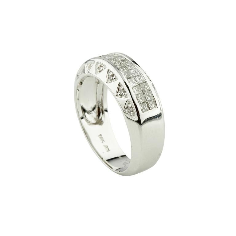 0.76 Carat Diamond Plaque Band Ring in White Gold In Good Condition For Sale In Sherman Oaks, CA