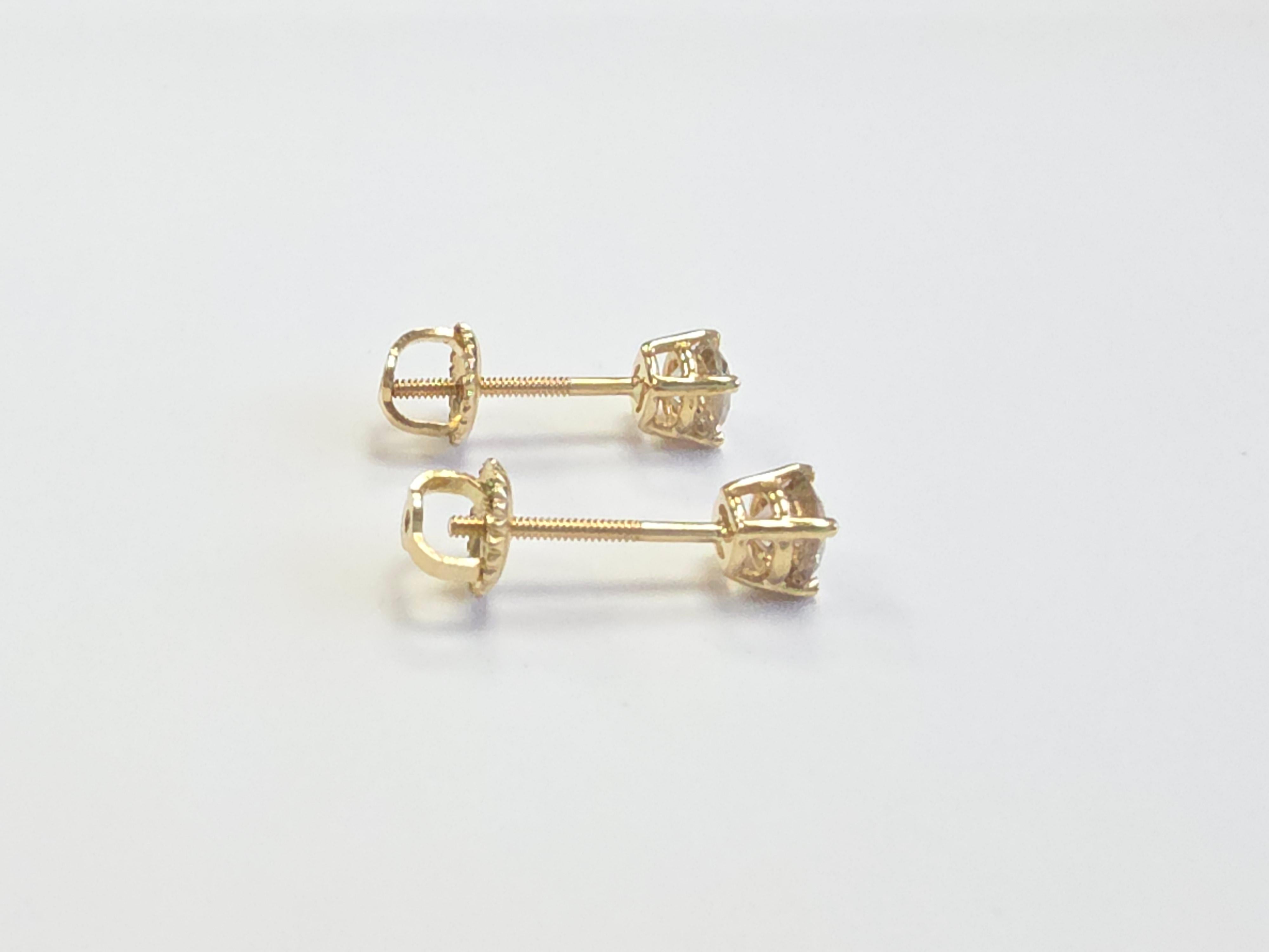 0,76 Karat Natürlicher Brillant Runder Diamant Ohrstecker Gelbgold 14 Karat (Rundschliff)