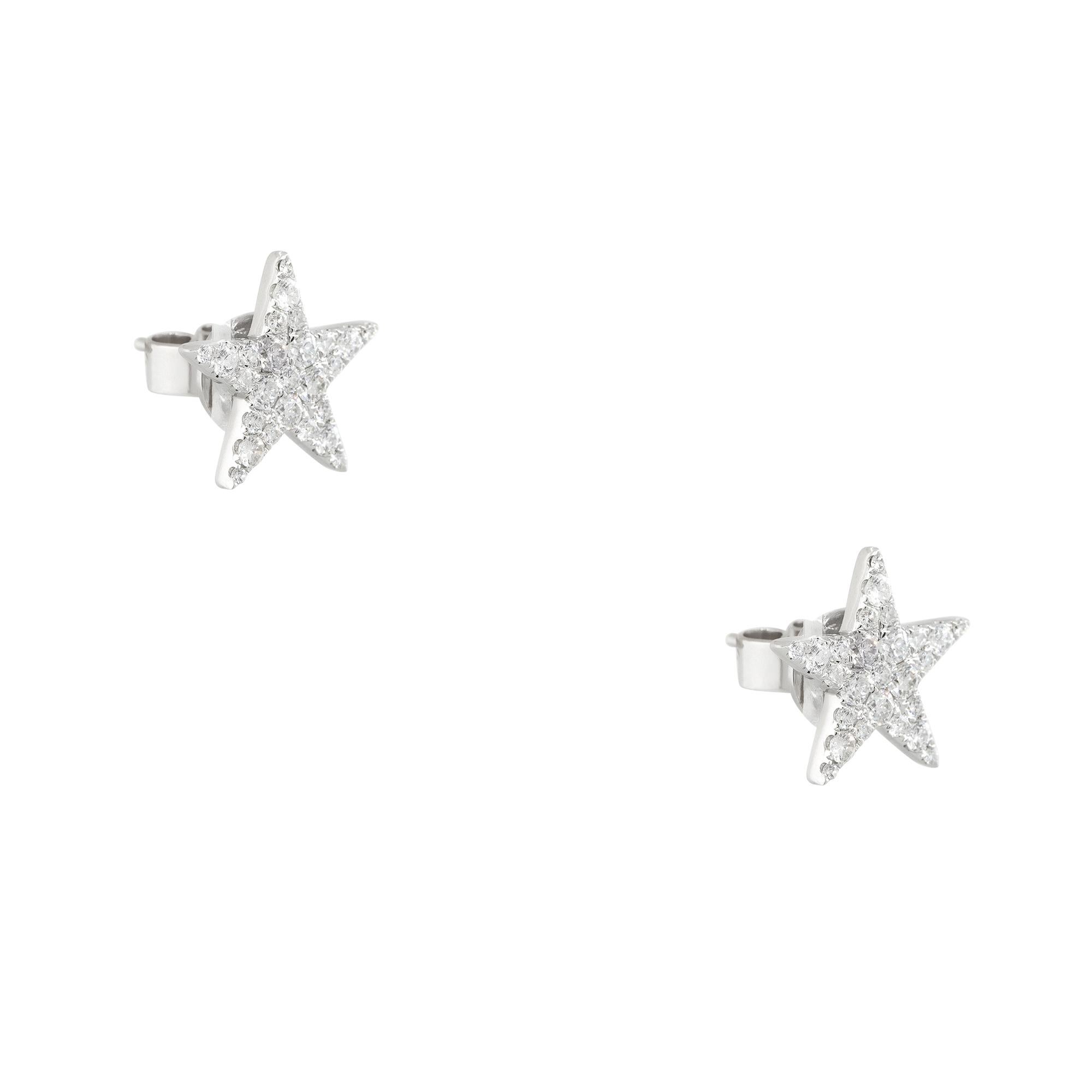 Modern 0.76 Carat Pave Diamond Star Stud Earrings 18 Karat in Stock For Sale