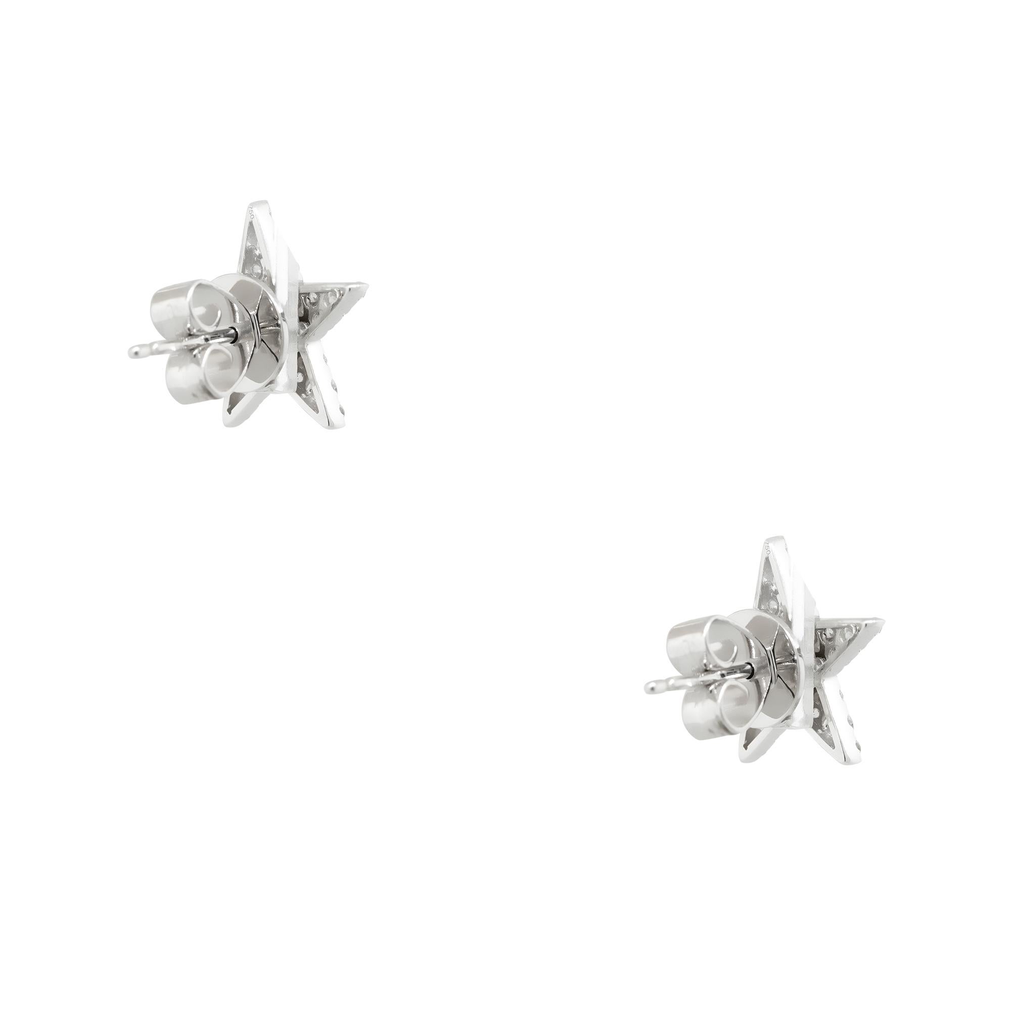 0.76 Carat Pave Diamond Star Stud Earrings 18 Karat in Stock In Excellent Condition For Sale In Boca Raton, FL