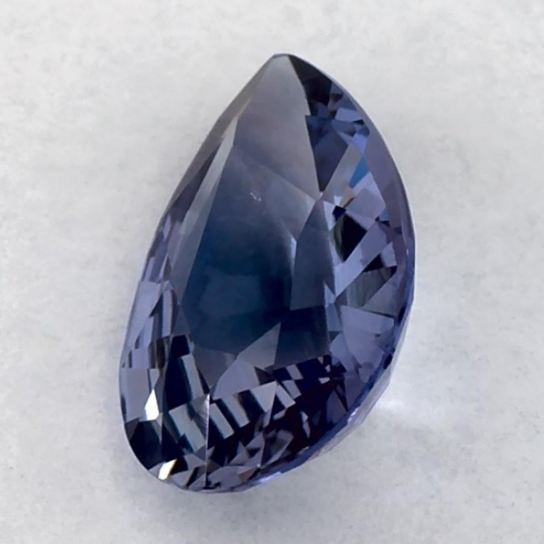 0.76 Ct Blue Sapphire Pear Loose Gemstone (pierre précieuse en vrac) Pour femmes en vente