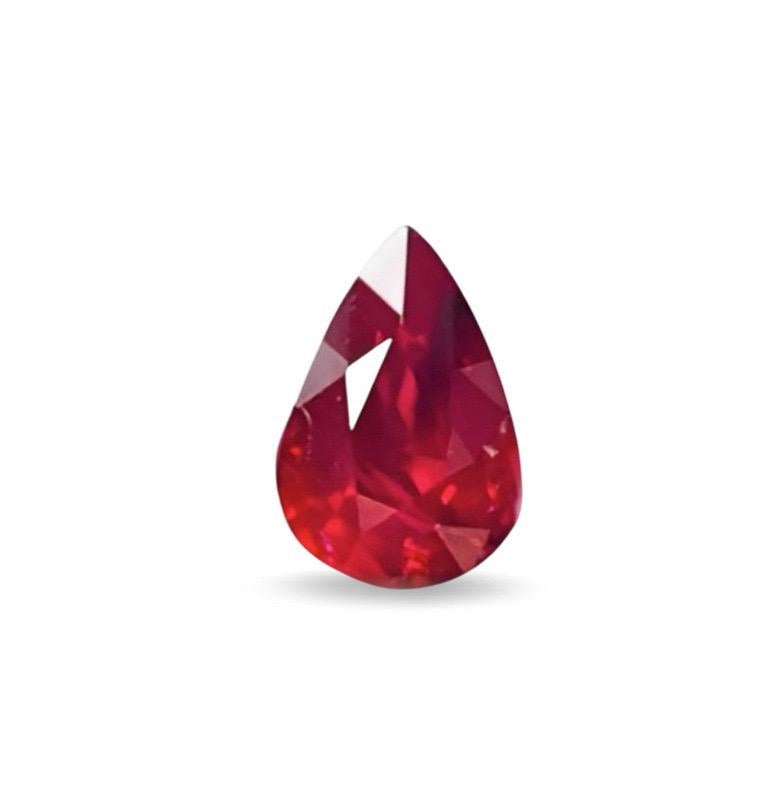 0.76 Ct GIA Certified Natural Unheated Burma Ruby Pigeon Blood Color Gemstone (pierre précieuse de couleur sang de pigeon) en vente 4