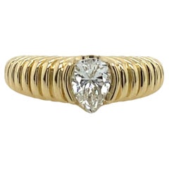 0.76ct Pear Shape Diamond Ring, Set In 14ct Yellow Gold