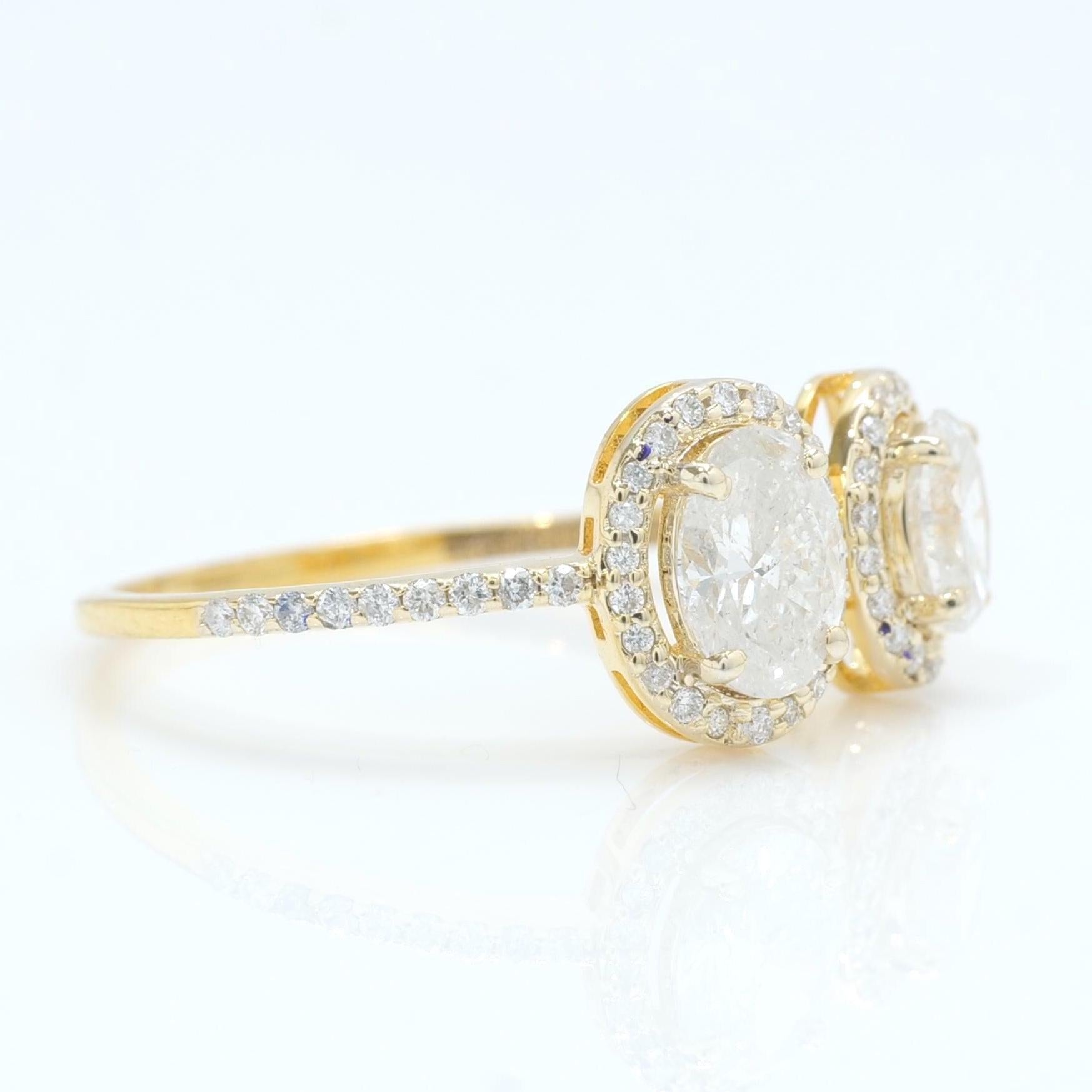 Anillo ovalado doble de 0,76 ct con diamantes naturales en oro macizo de 14 quilates (certificado) en Nuevo estado para la venta en New Delhi, DL