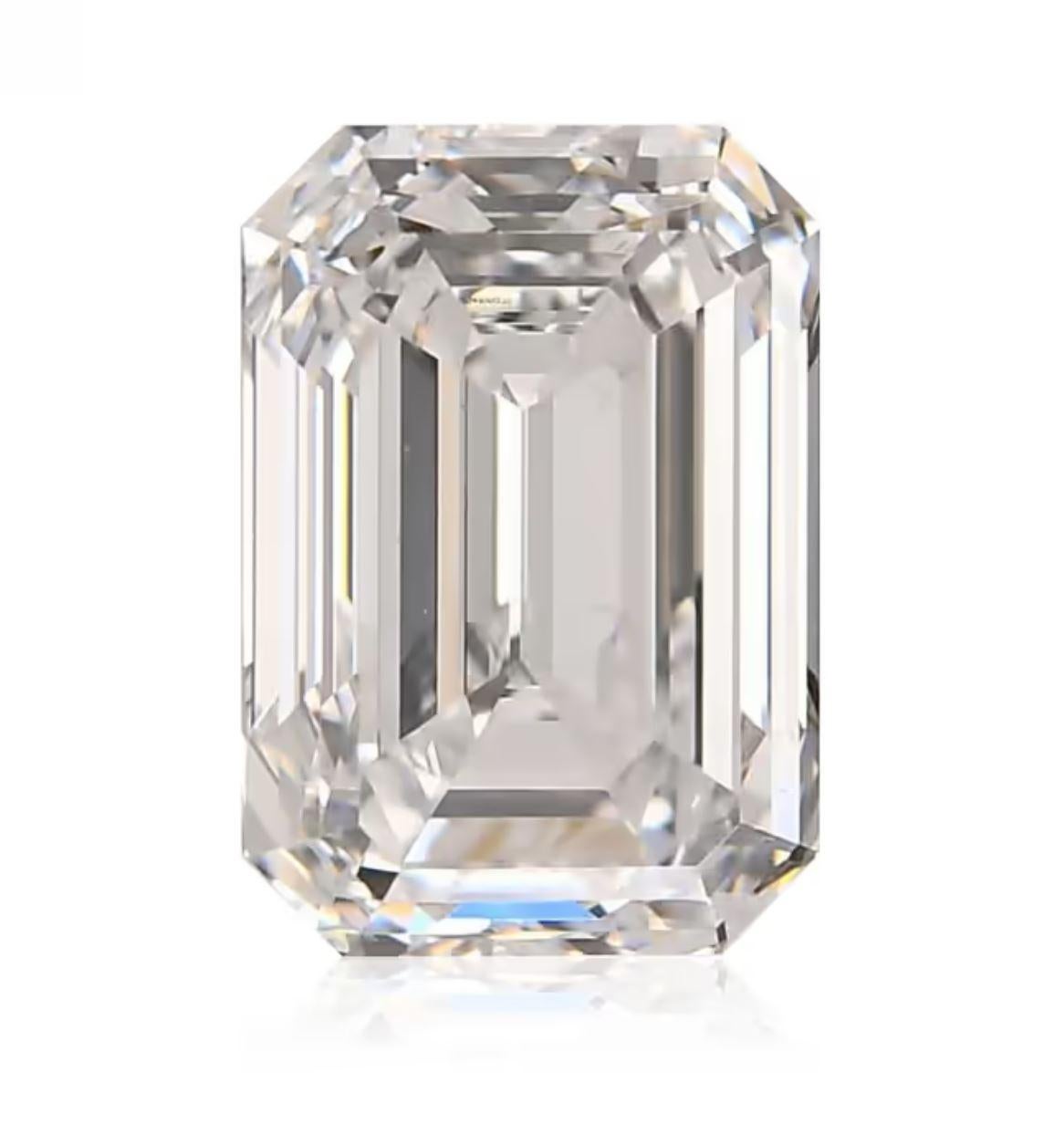 0.77 Carat Emerald Cut Gia Certified H Color Internally Flawless  Diamant Pour femmes en vente